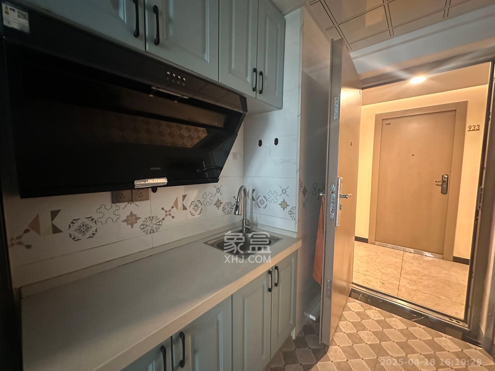 金地铂悦 1室1厅1卫 1350.0元/月 金地铂悦 1室1厅1卫 1350.0元/月室内图