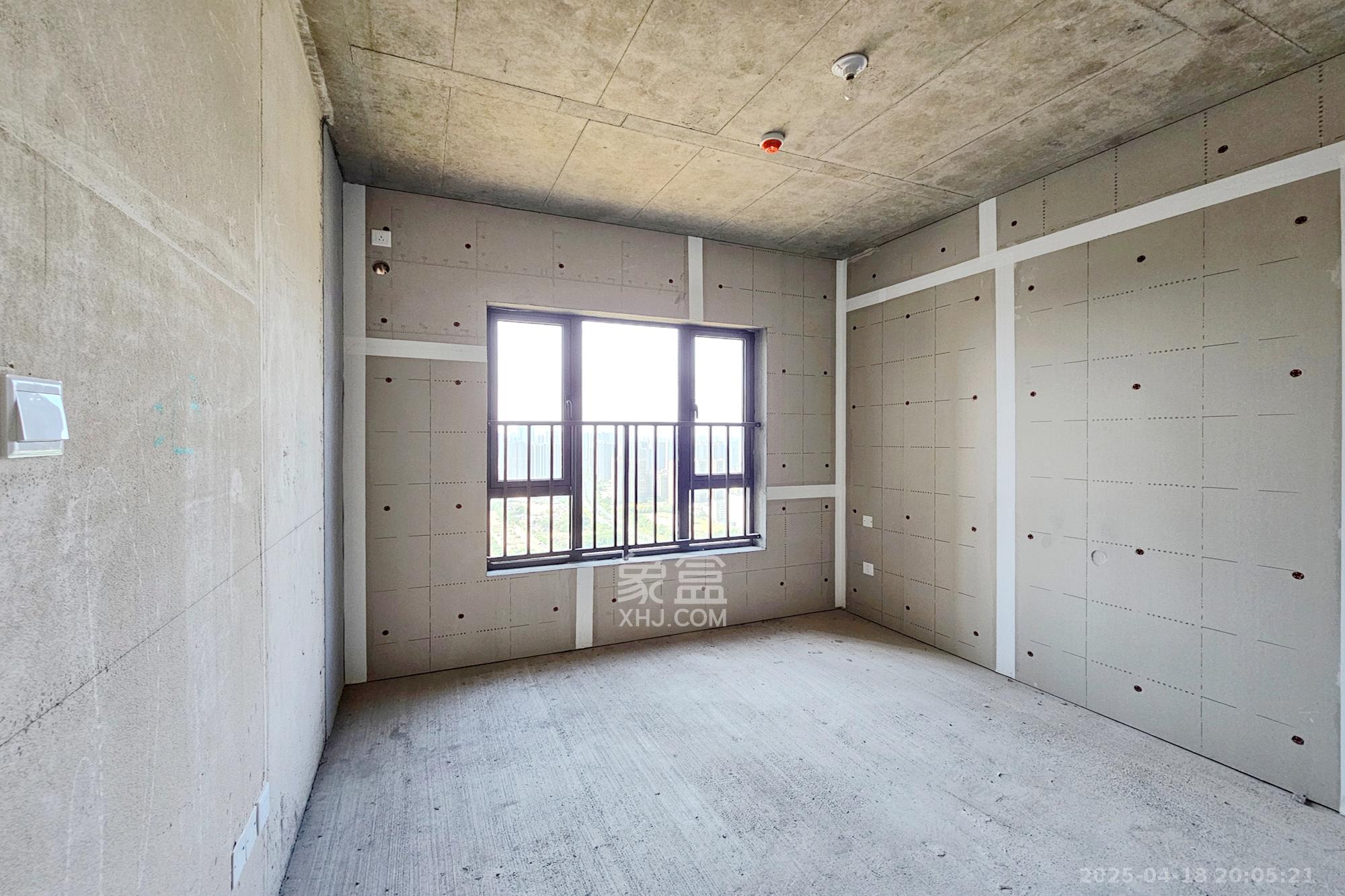 阳光城尚东湾嘉林苑 3室2厅1卫 81.0万 阳光城尚东湾嘉林苑 3室2厅1卫 81.0万卧室