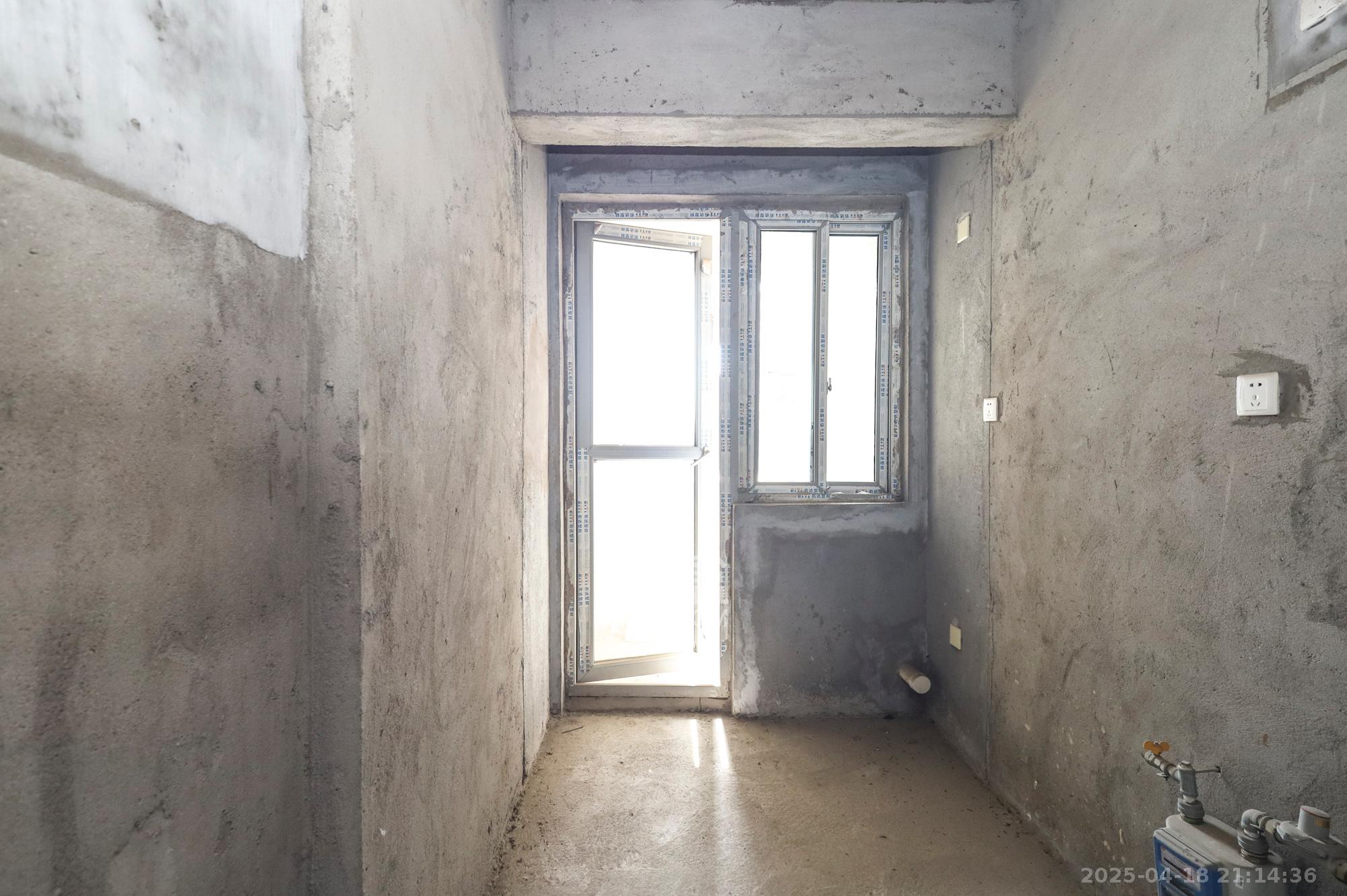 钱隆世家  2室2厅1卫    65.0万 钱隆世家  2室2厅1卫    65.0万厨房