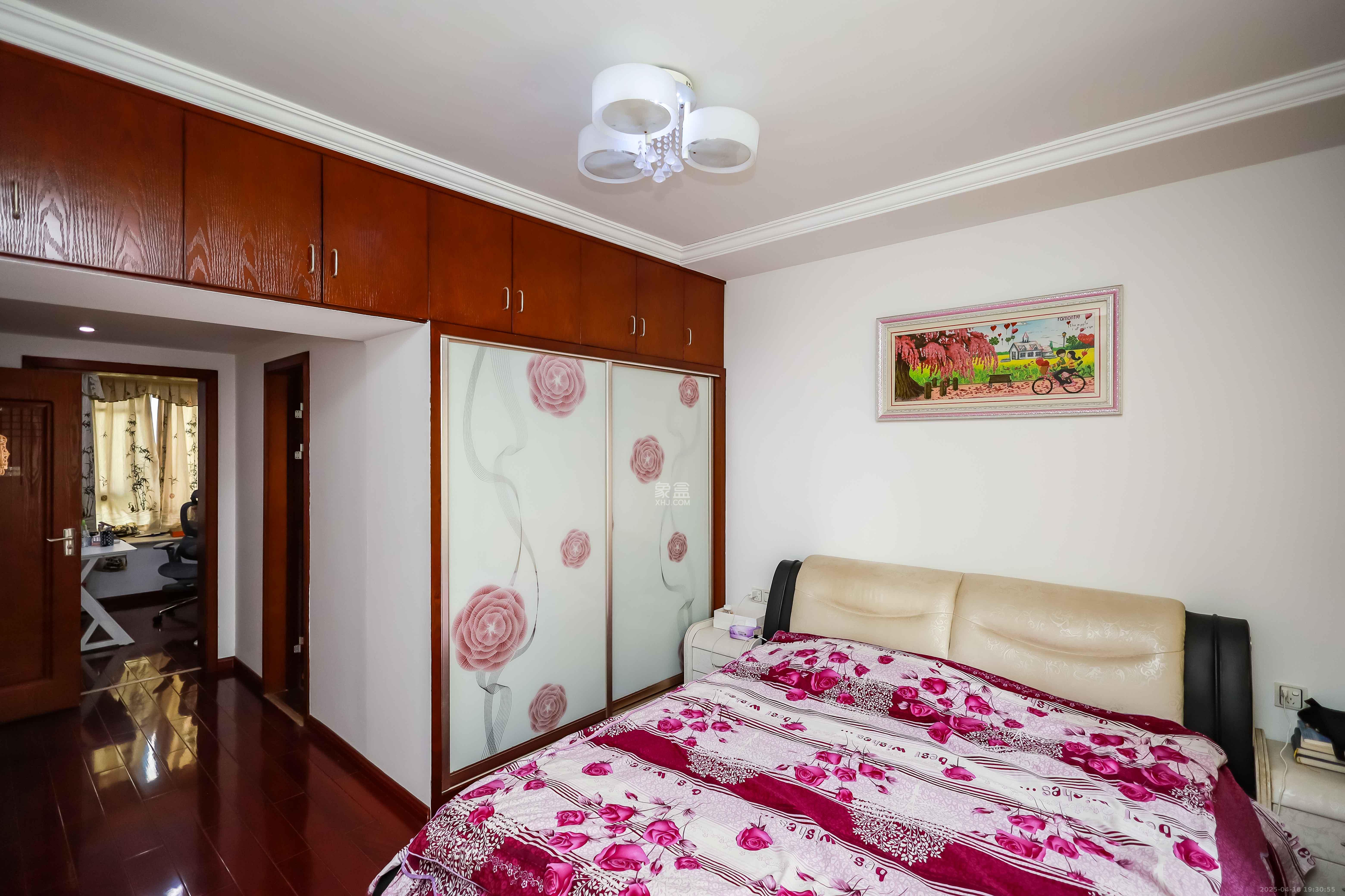 北京御园一二期(国泰嘉园) 4室2厅2卫 165.0万 北京御园一二期(国泰嘉园) 4室2厅2卫 165.0万卧室