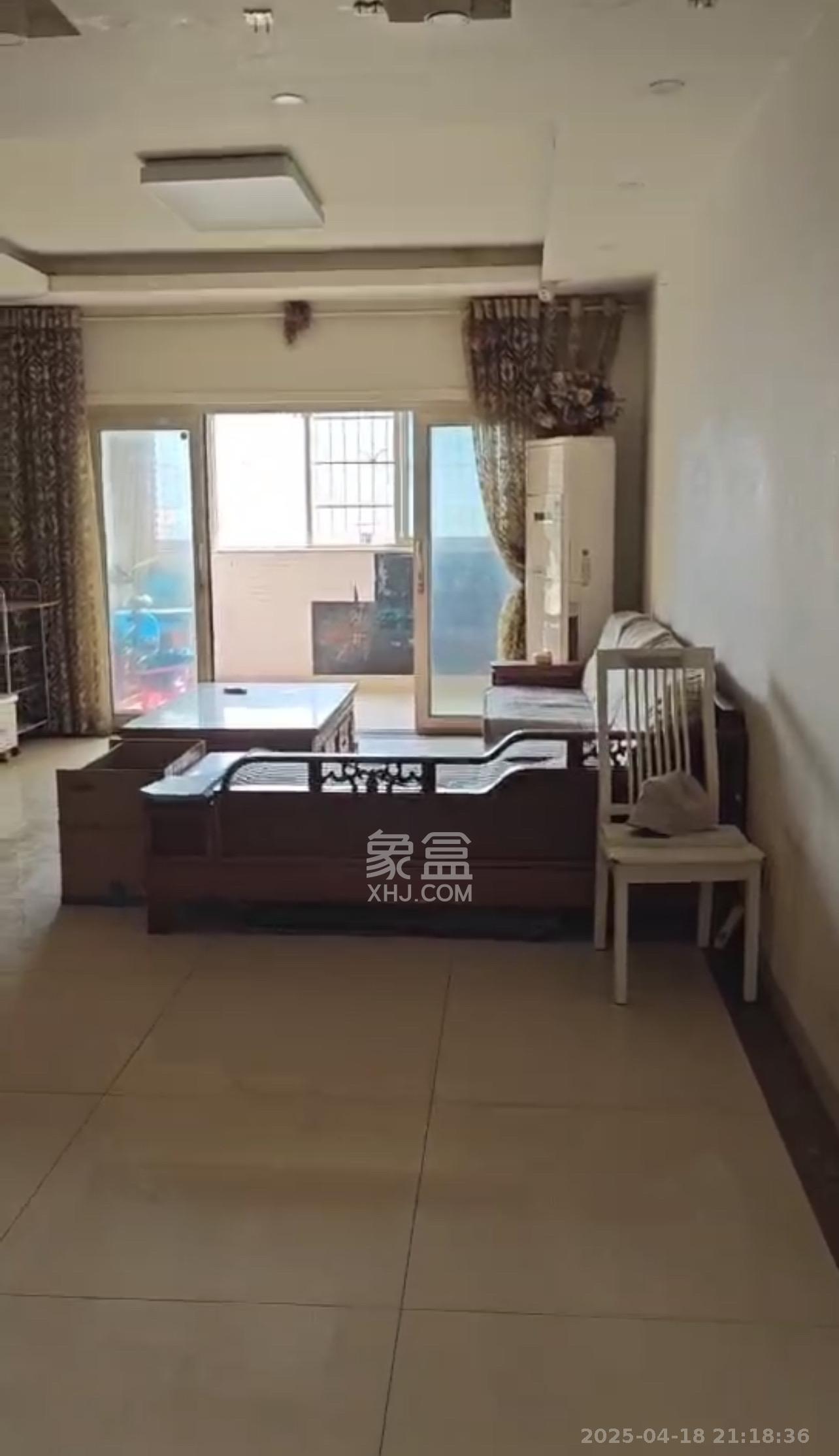 白沙湾嘉园 4室2厅1卫 2800.0元/月 白沙湾嘉园 4室2厅1卫 2800.0元/月室内图