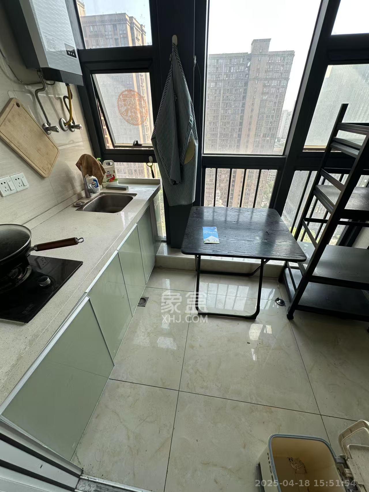 第六都(陆都小区) 1室1厅1卫 1750.0元/月 第六都(陆都小区) 1室1厅1卫 1750.0元/月室内图