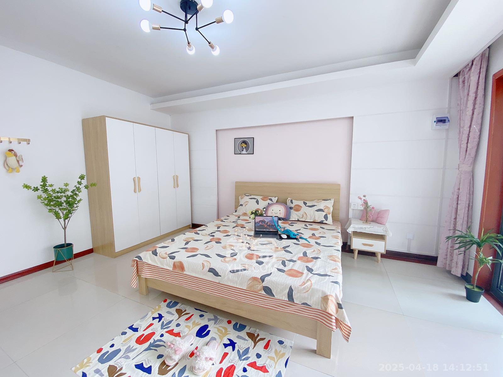西子花苑  1室2厅2卫   1500.00元/月室内图