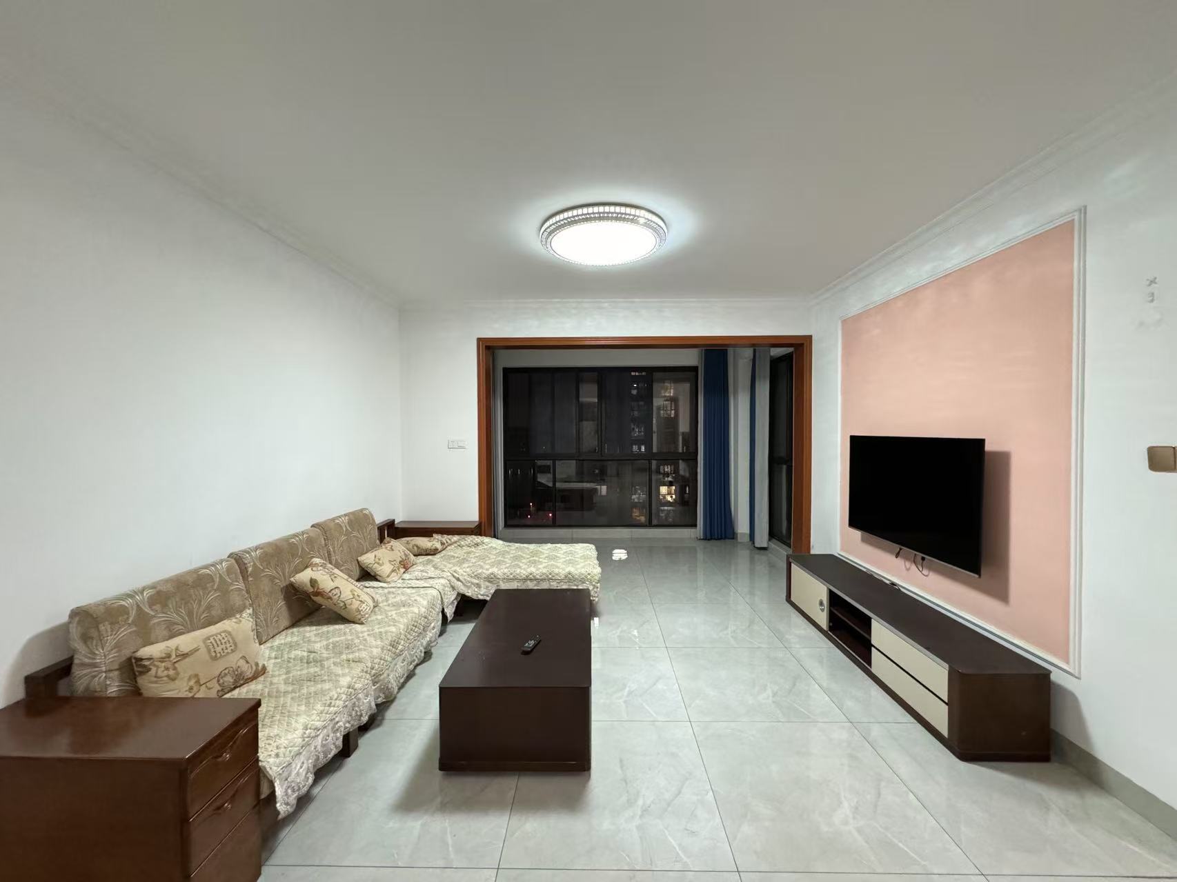 滨江花园  3室2厅2卫    56.8万 滨江花园  3室2厅2卫    56.8万室内图