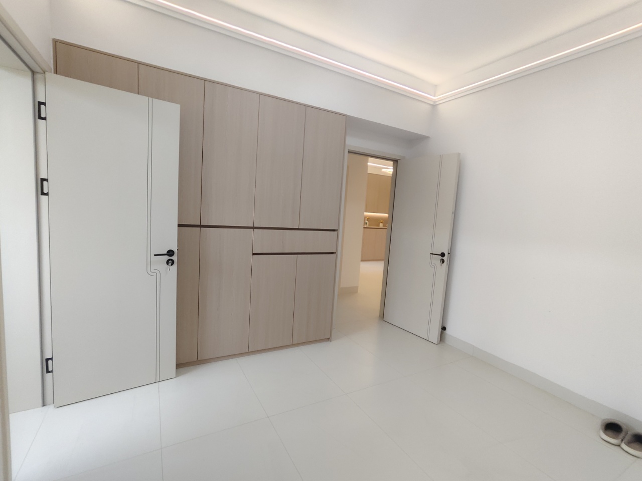 铁路小区  3室2厅1卫    32.0万 铁路小区  3室2厅1卫    32.0万室内图