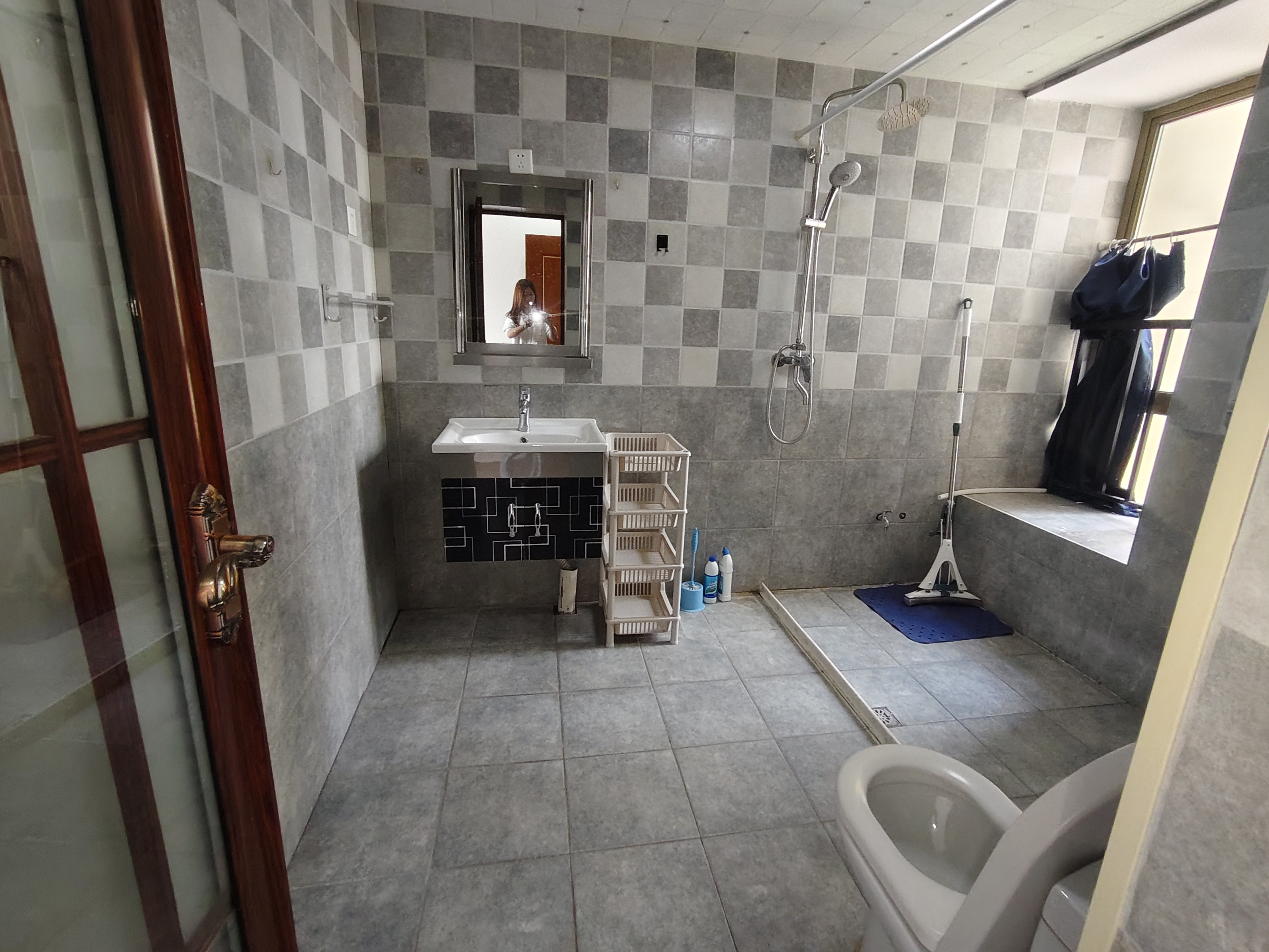 锦绣香江(湖湘文化城) 4室2厅2卫 56.0万 锦绣香江(湖湘文化城) 4室2厅2卫 56.0万室内图