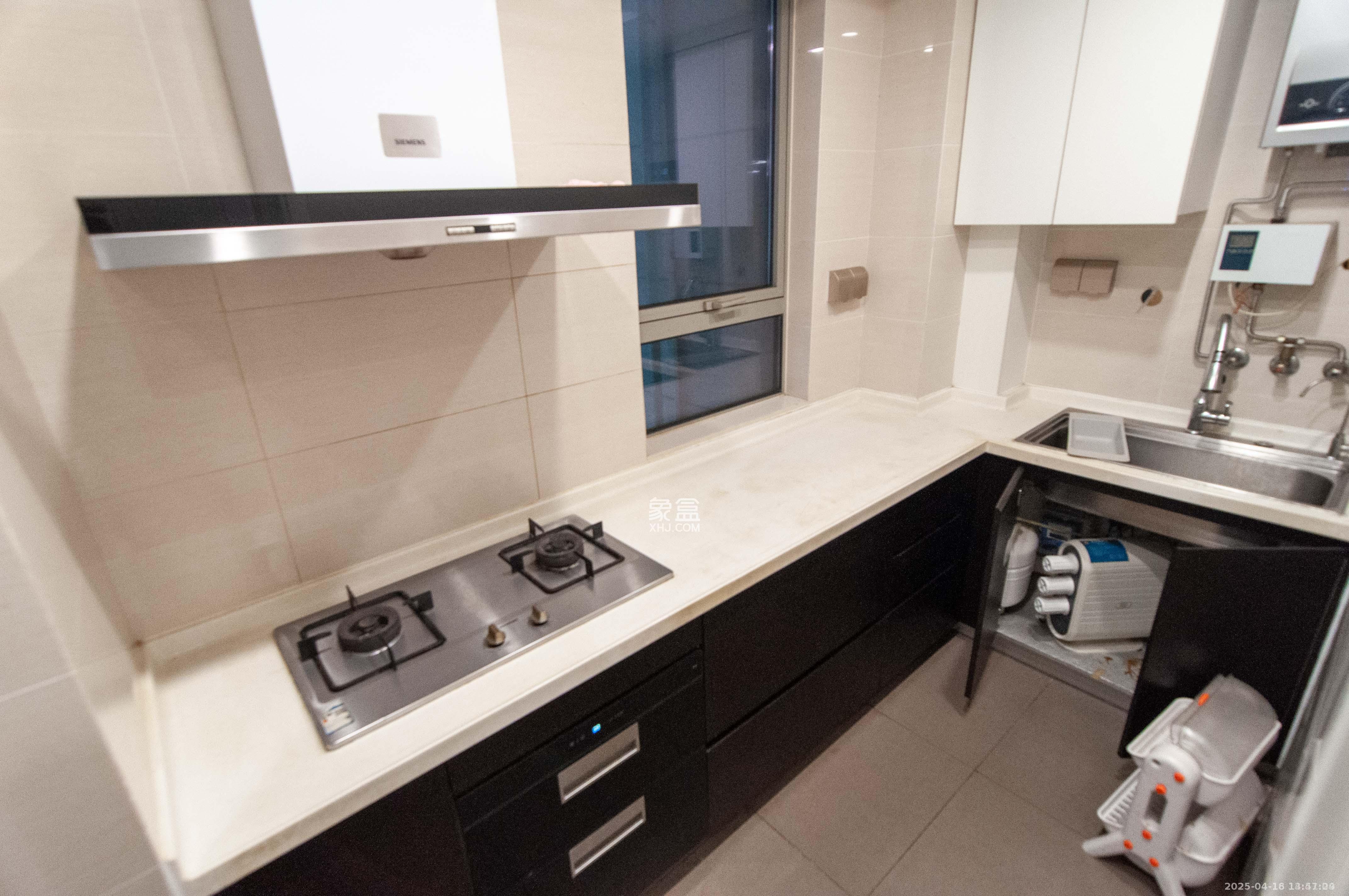 梅溪湖金茂府(金茂广场)(金茂览秀城) 3室2厅2卫 4180.0元/月 梅溪湖金茂府(金茂广场)(金茂览秀城) 3室2厅2卫 4180.0元/月室内图