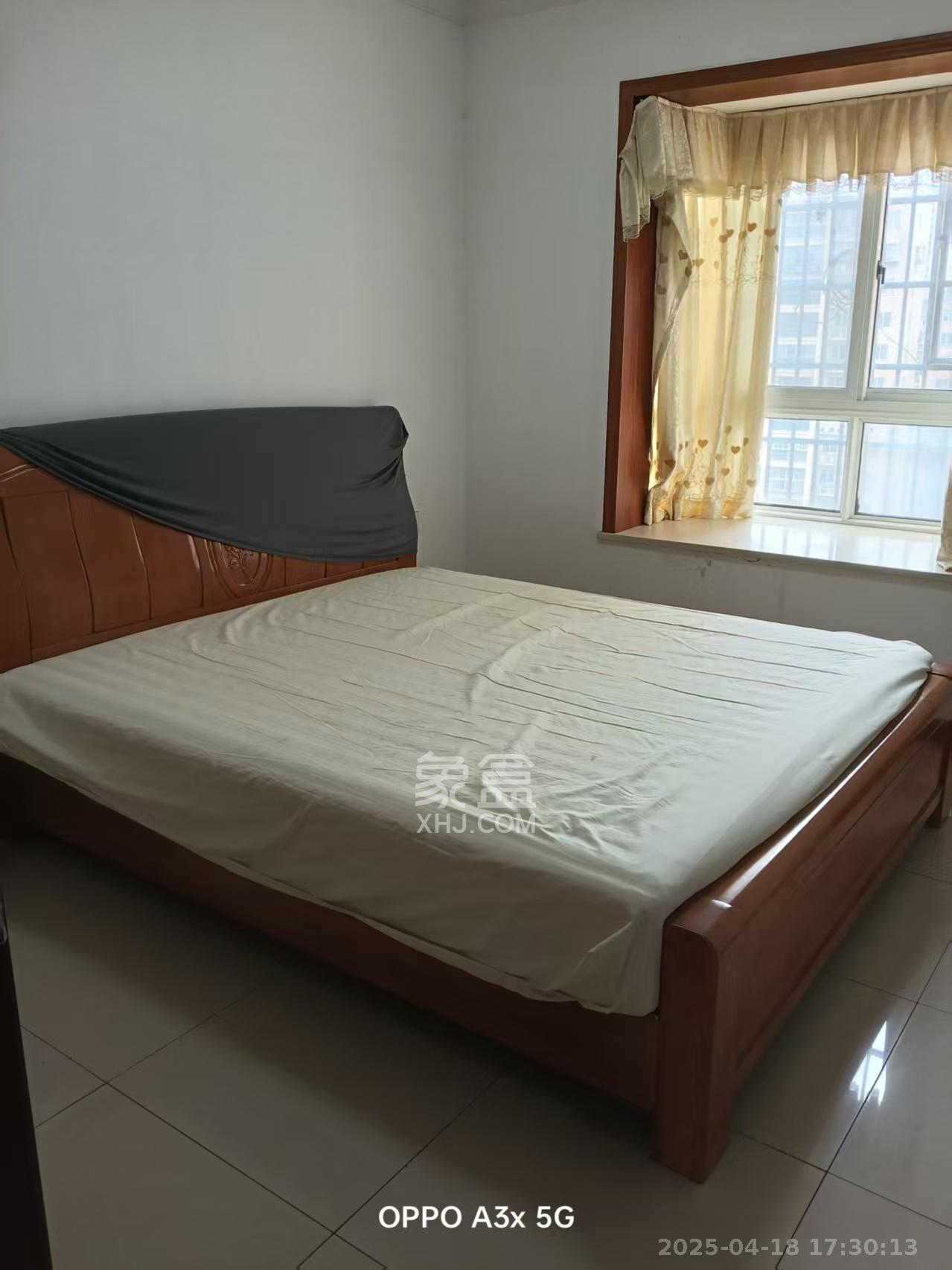 和沁园 3室2厅2卫 2400.0元/月 和沁园 3室2厅2卫 2400.0元/月室内图