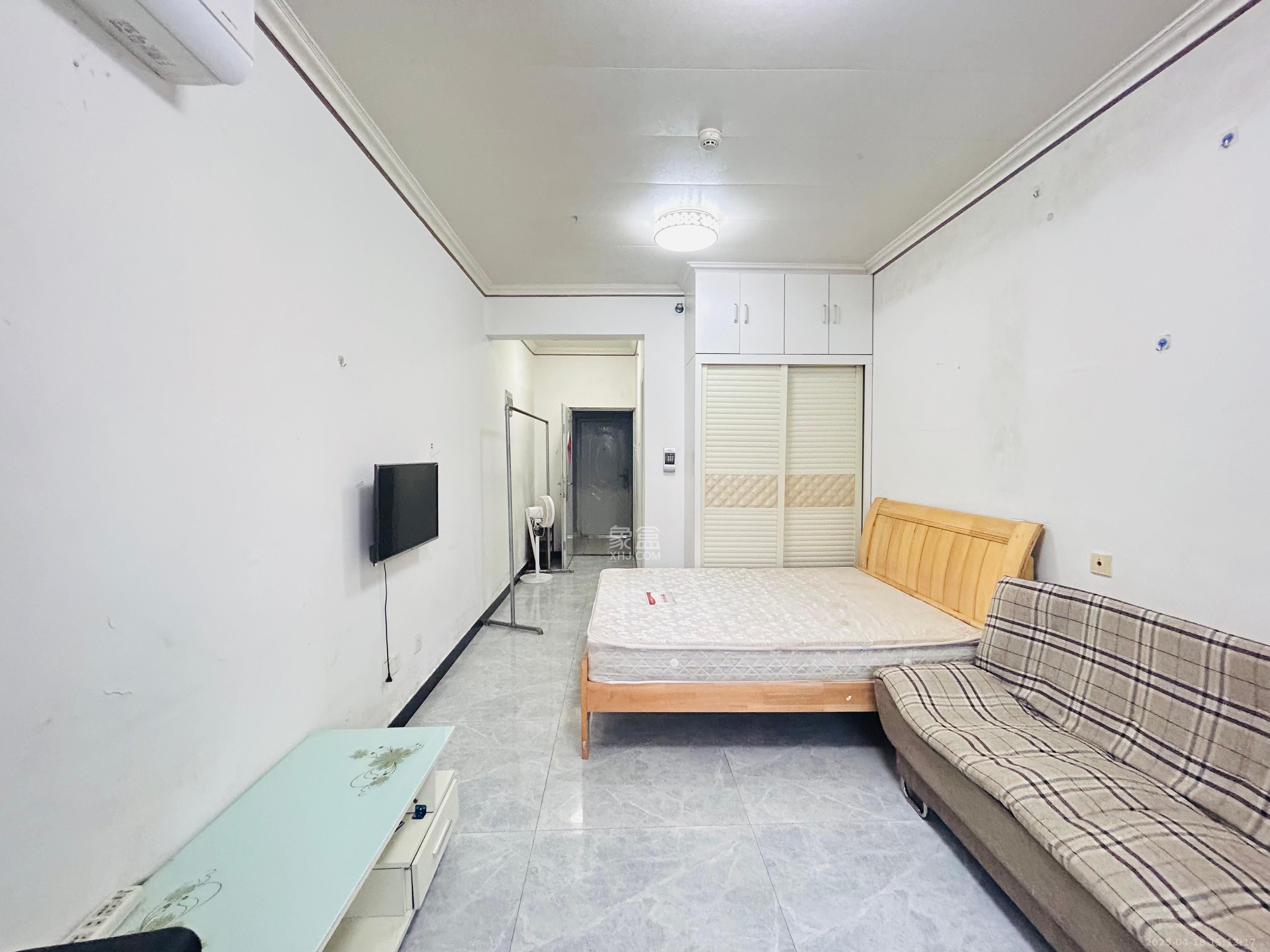 怡海星城 1室1厅1卫 900.0元/月 怡海星城 1室1厅1卫 900.0元/月室内图