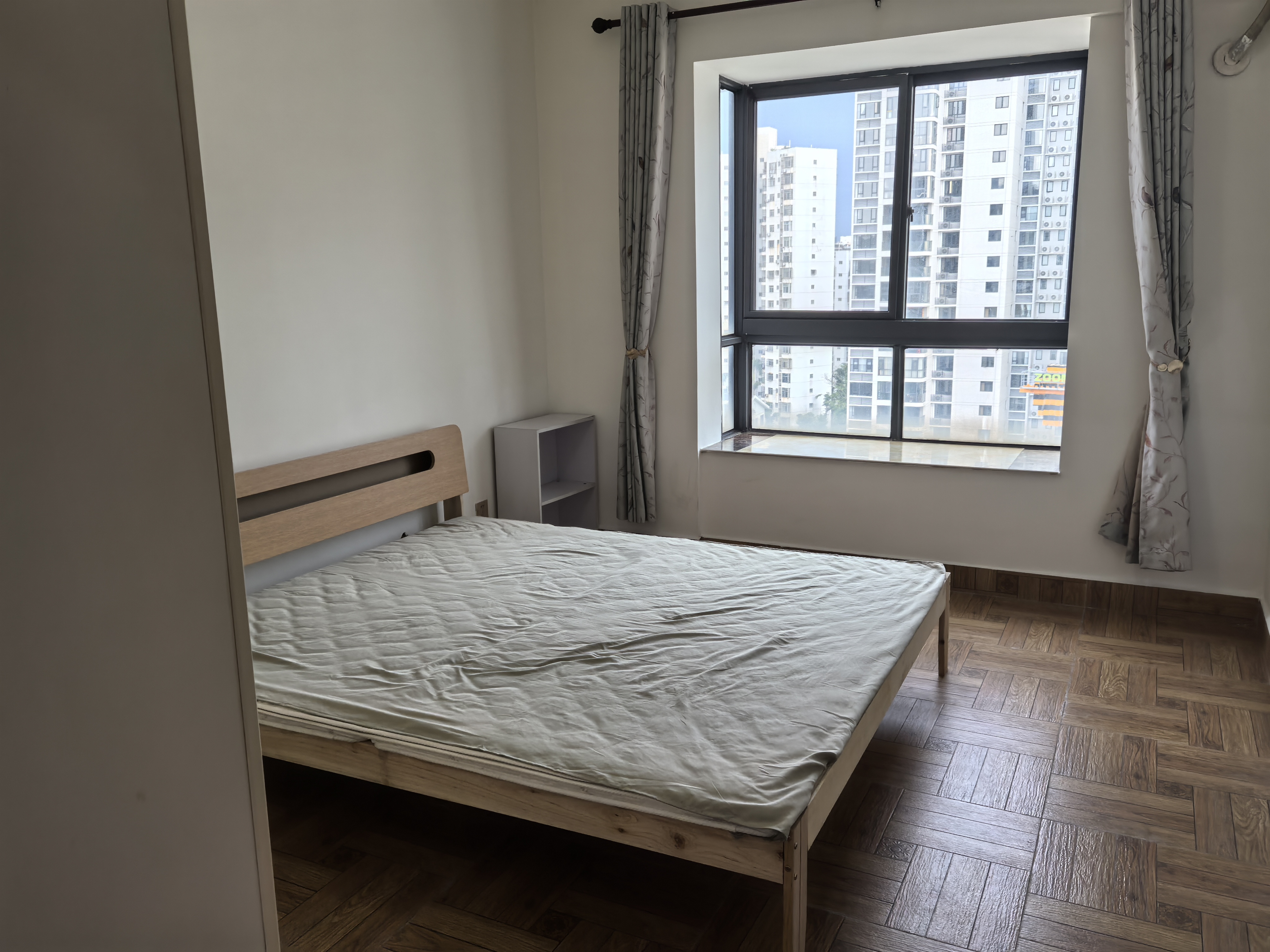 文博府A区  4室2厅2卫   3500.00元/月室内图