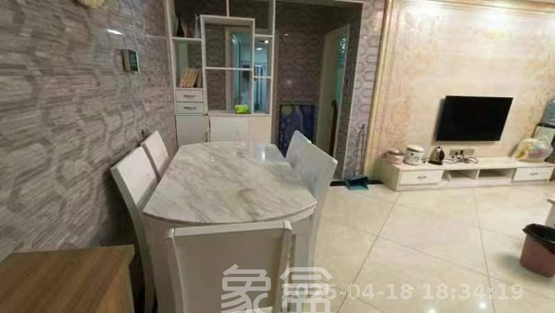 银太家园  2室2厅1卫   2200.00元/月室内图