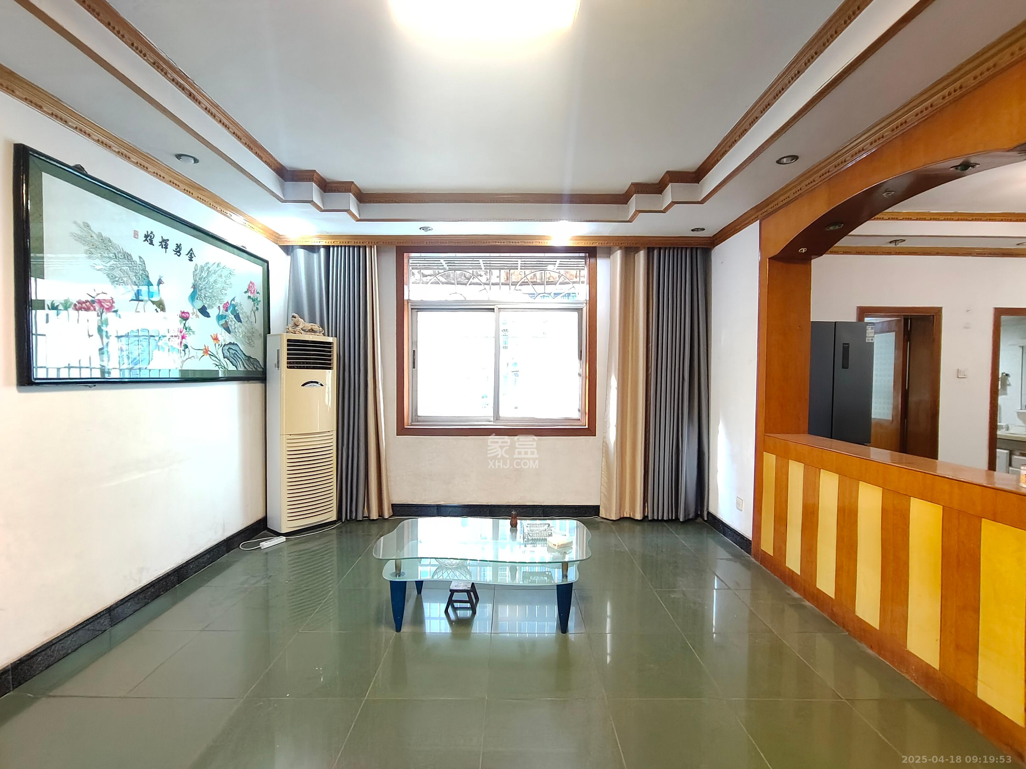岳麓区质量监督管路局（产权：工商局宿舍）  3室2厅1卫   2000.00元/月室内图