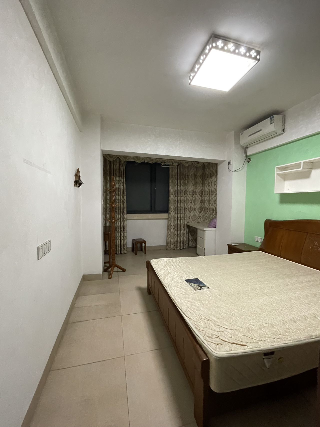 海南省社保局宿舍 3室2厅2卫 2500.0元/月 海南省社保局宿舍 3室2厅2卫 2500.0元/月室内图