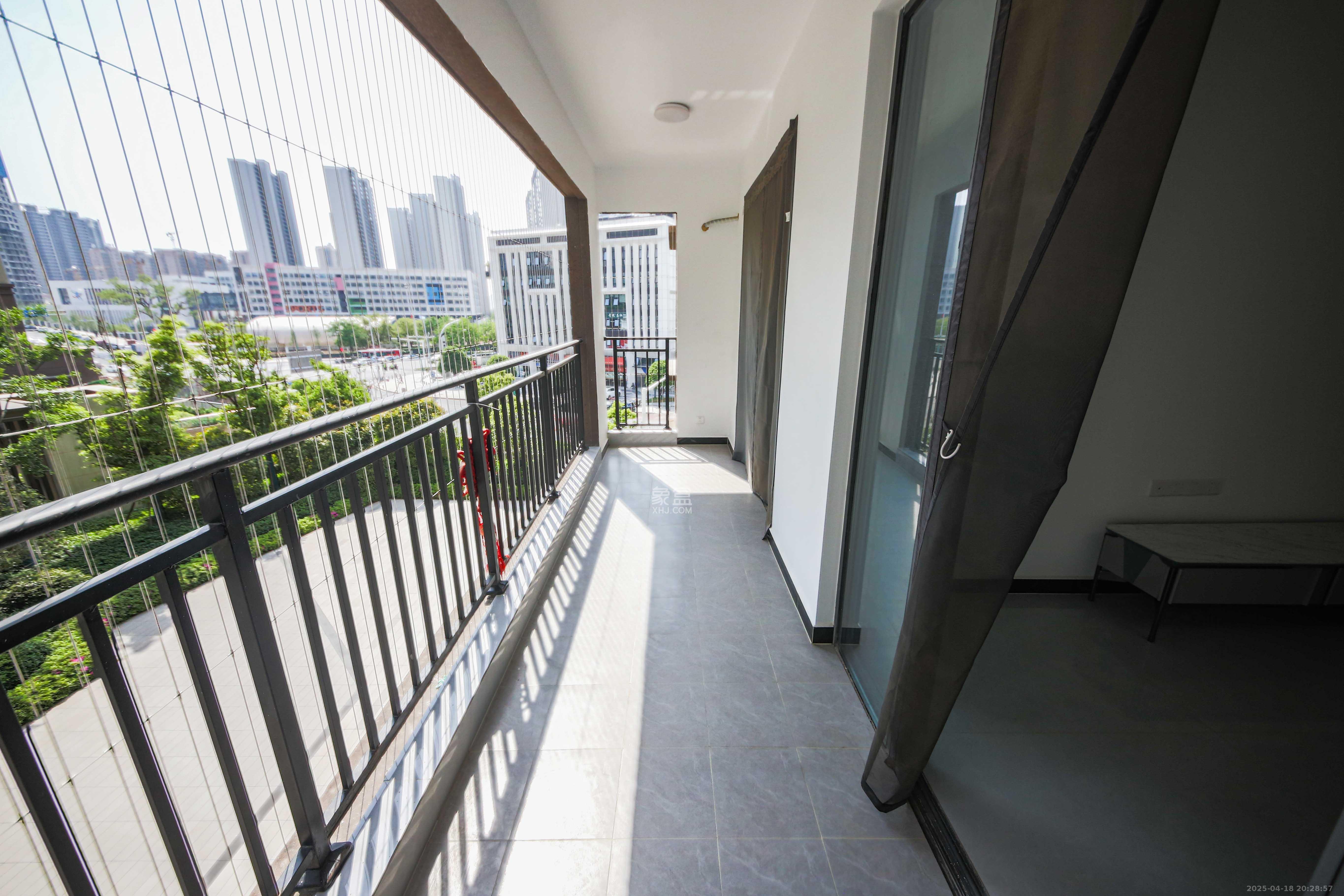 中建钰和城  3室1厅1卫   148.00万阳台