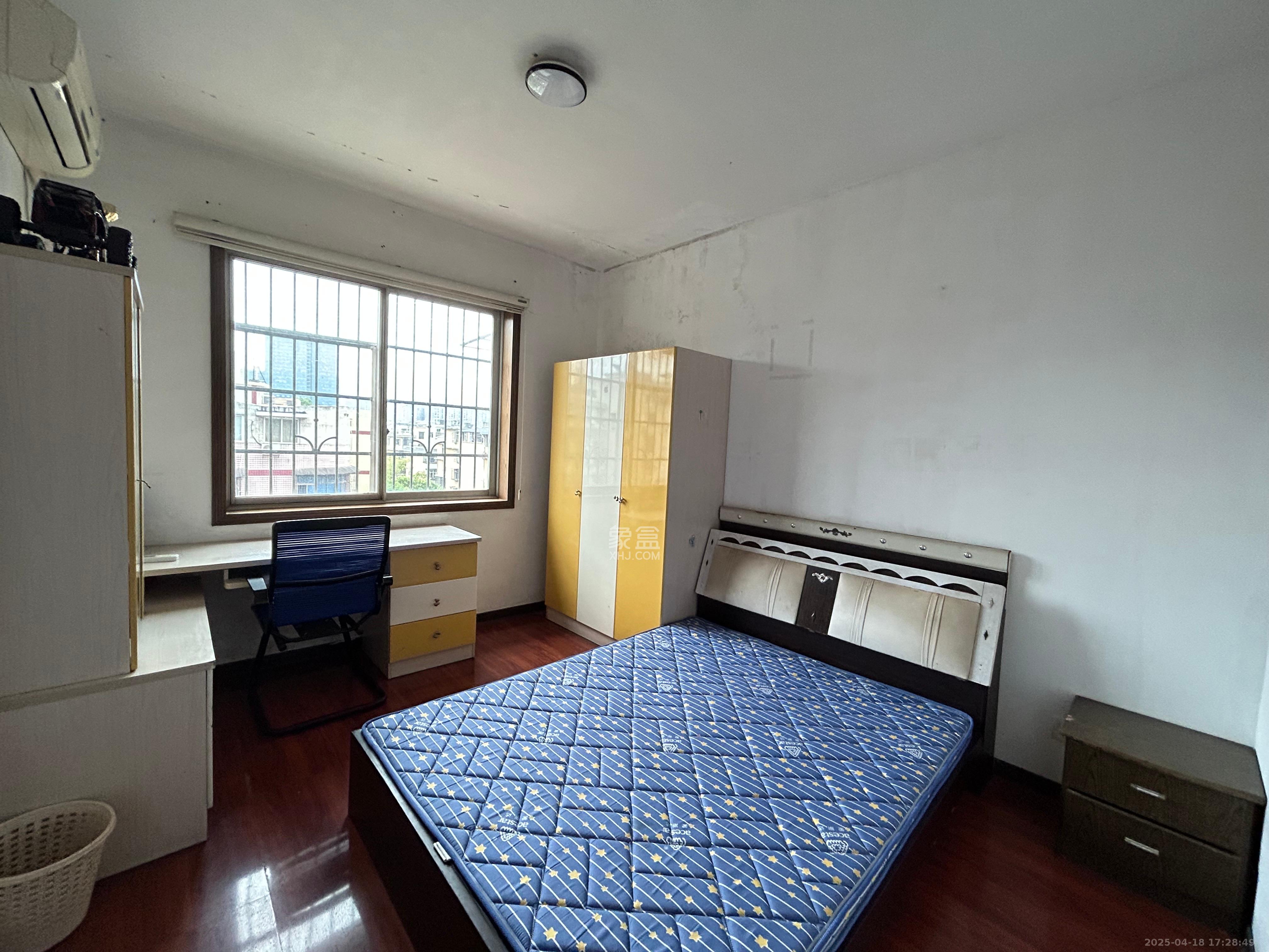 佳远小区(汽车西站)  2室2厅2卫   1800.00元/月室内图