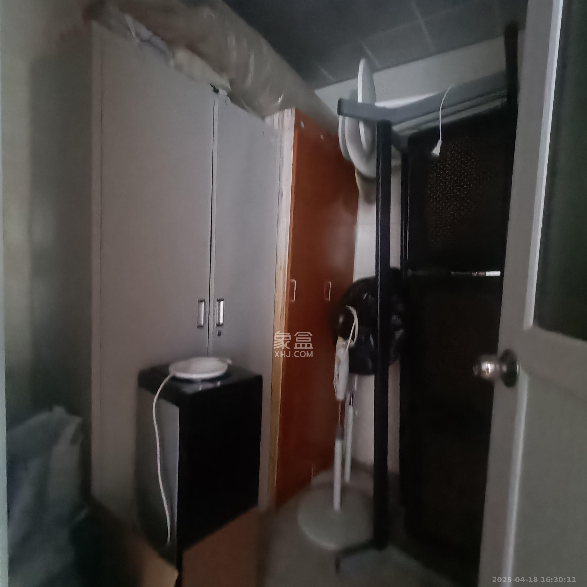 泰禹家园(彩云之翼家园一期、二期、三期)  4室2厅1卫    4000.0元/月 泰禹家园(彩云之翼家园一期、二期、三期)  4室2厅1卫    4000.0元/月室内图