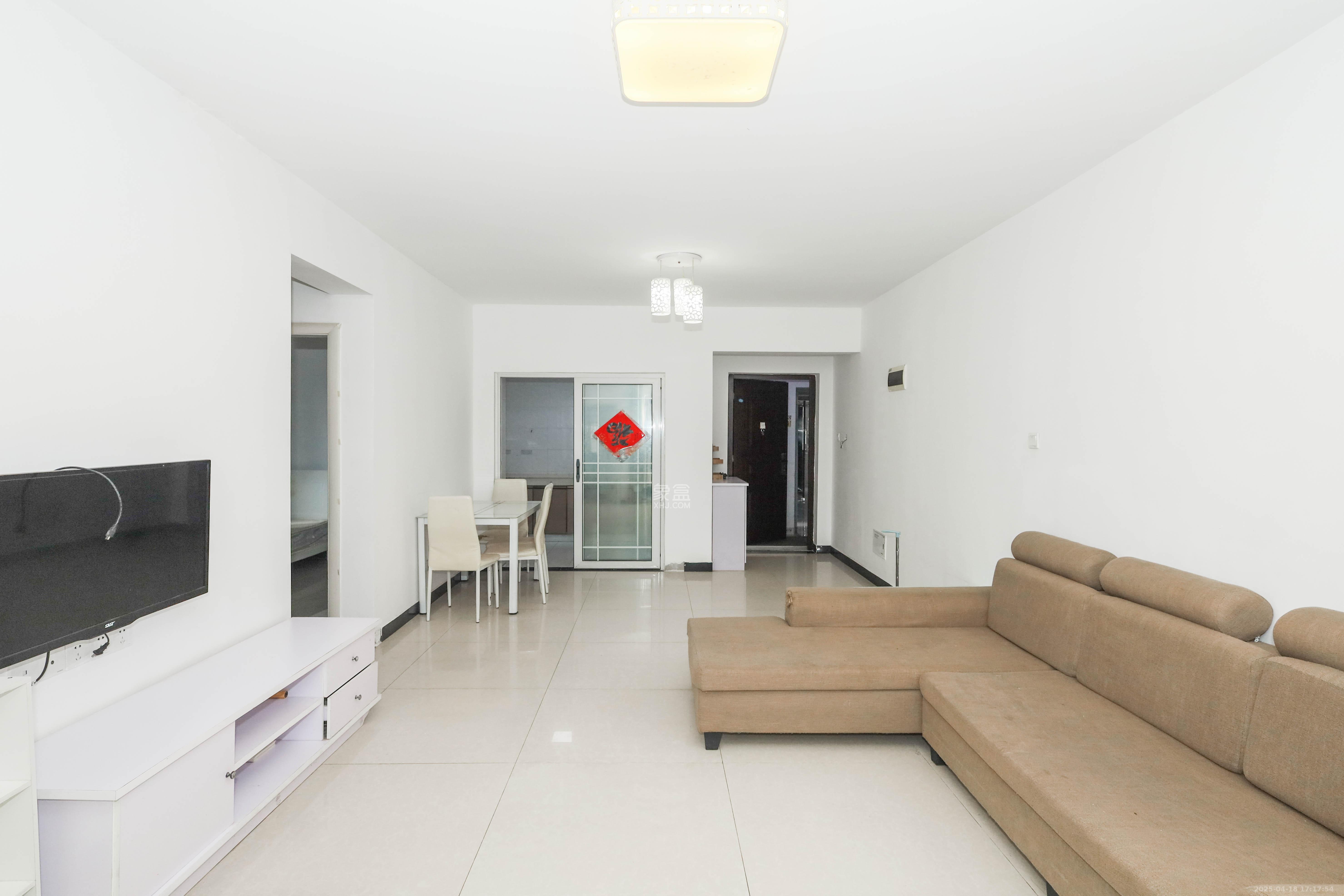 梅溪湖合能璞丽  3室2厅2卫    98.6万 梅溪湖合能璞丽  3室2厅2卫    98.6万客厅