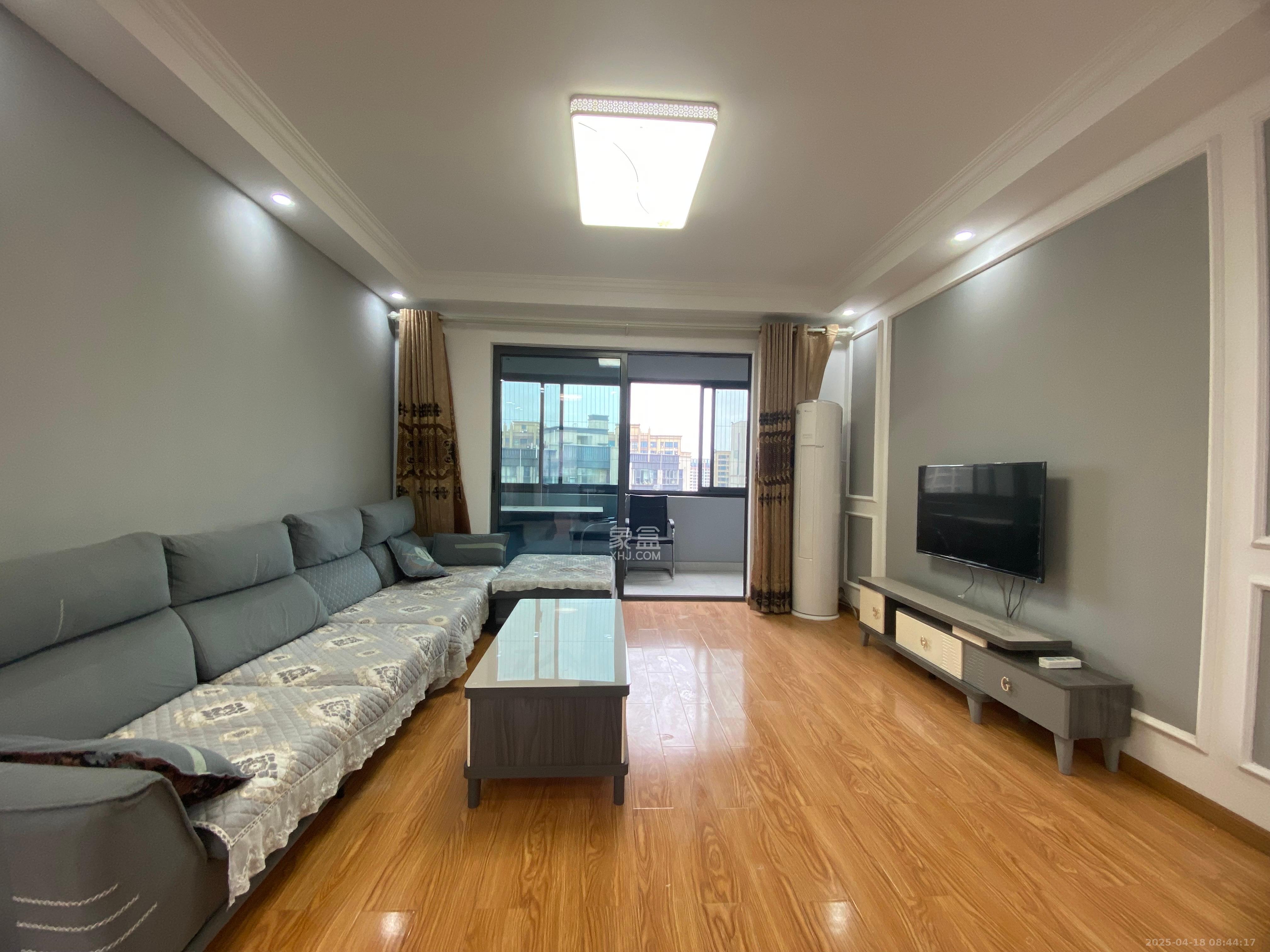 中建悦和城 4室2厅2卫 2600.0元/月 中建悦和城 4室2厅2卫 2600.0元/月室内图