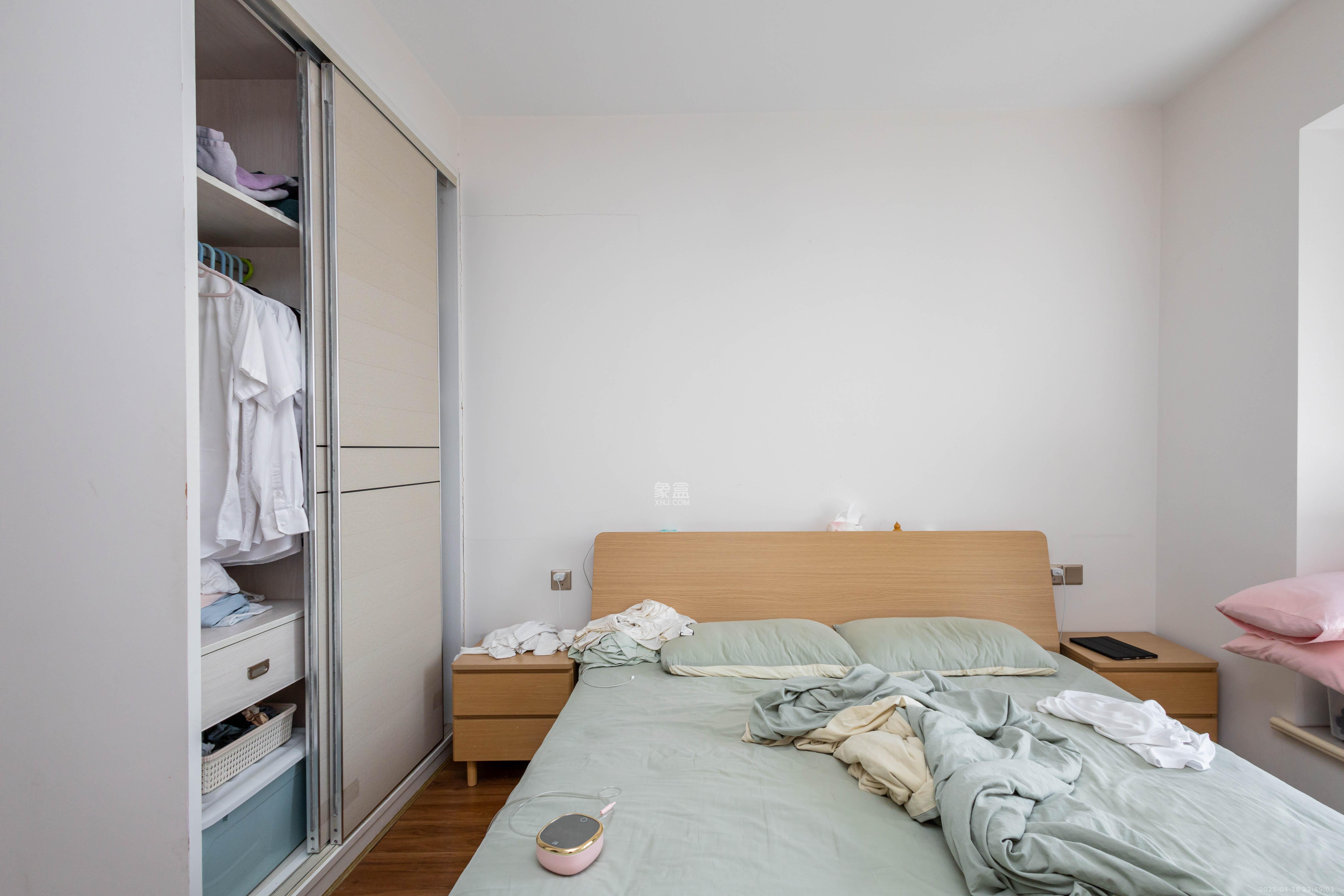 康桥长郡 4室2厅2卫 90.0万 康桥长郡 4室2厅2卫 90.0万卧室