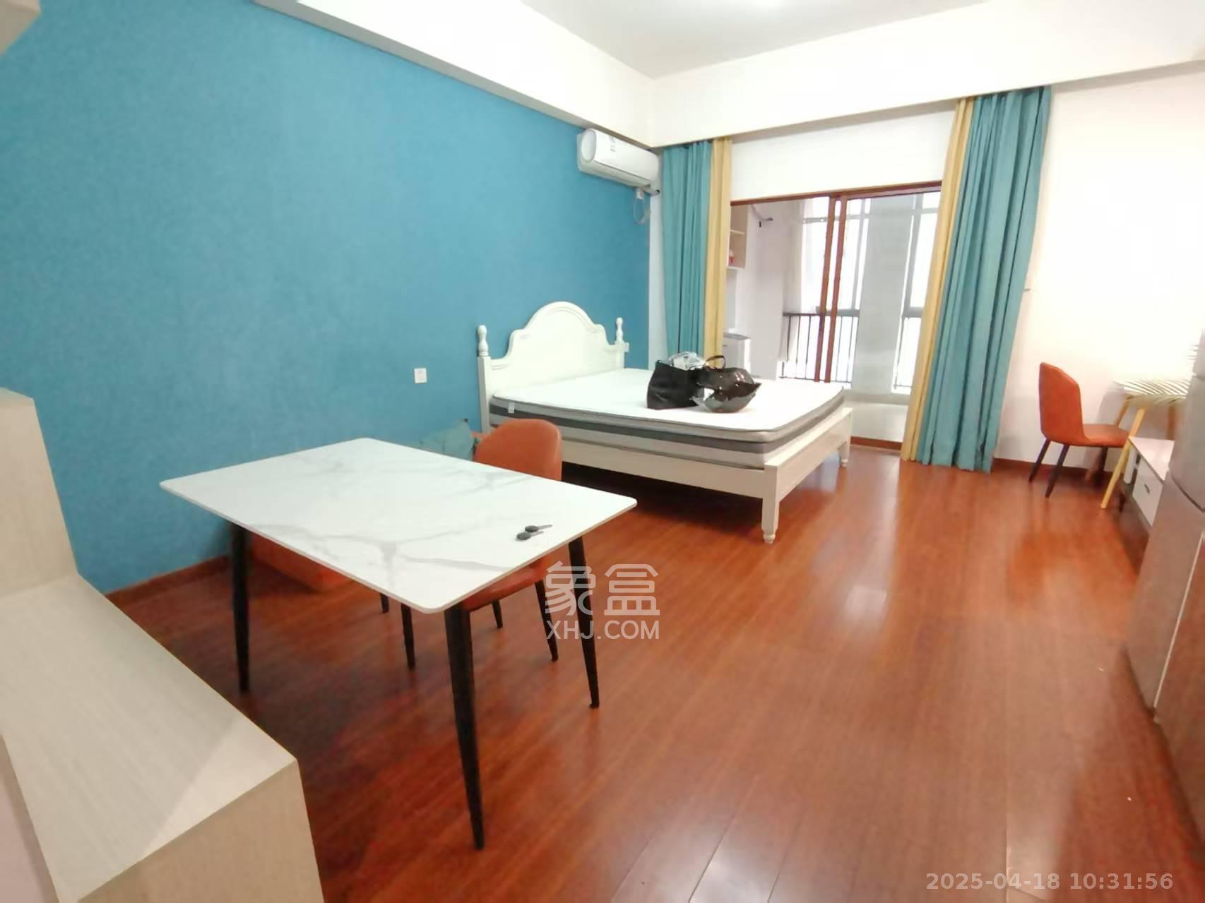 荣泰广场 1室1厅1卫 1800.0元/月 荣泰广场 1室1厅1卫 1800.0元/月室内图