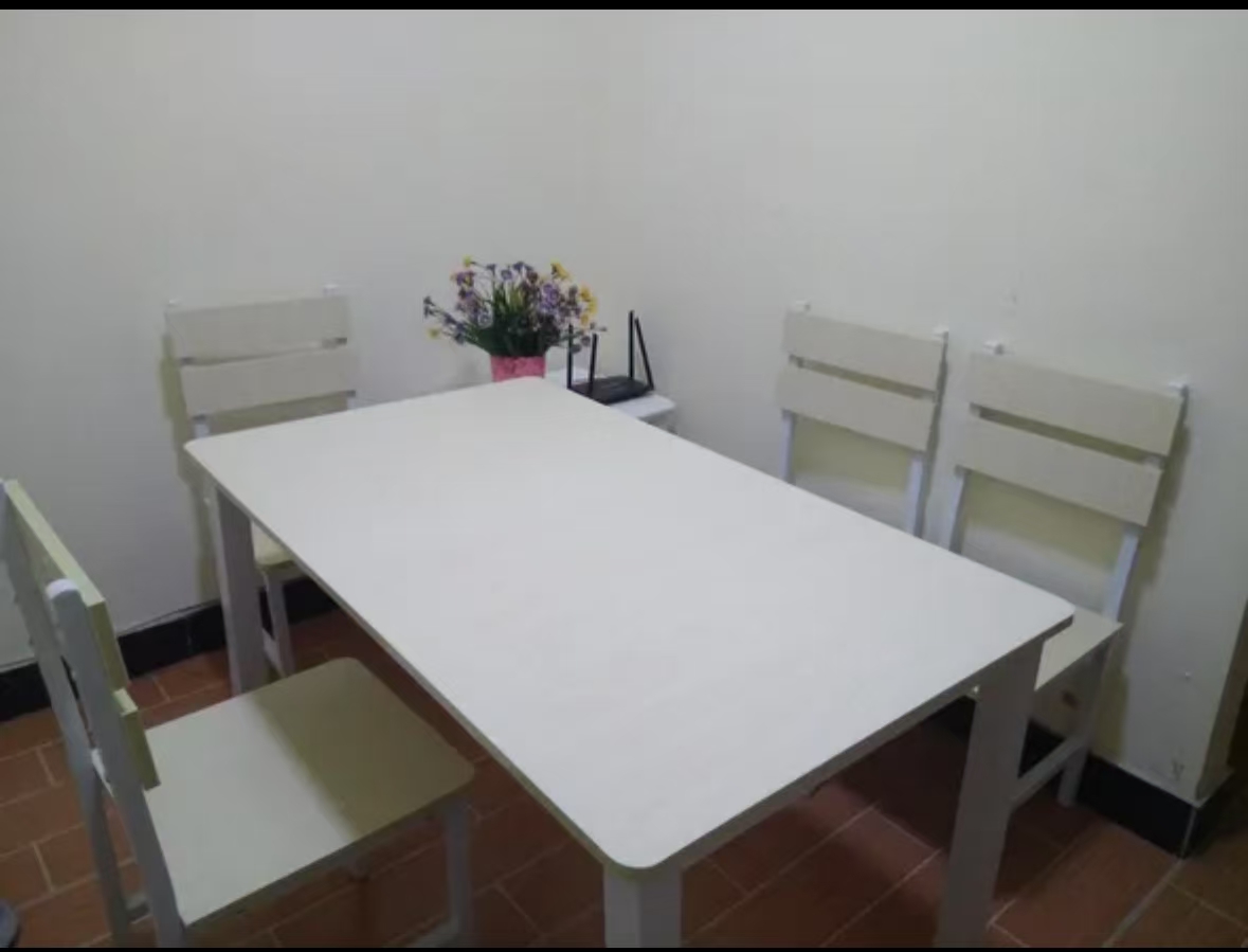 名仕华府  1室1厅1卫    800.0元/月室内图