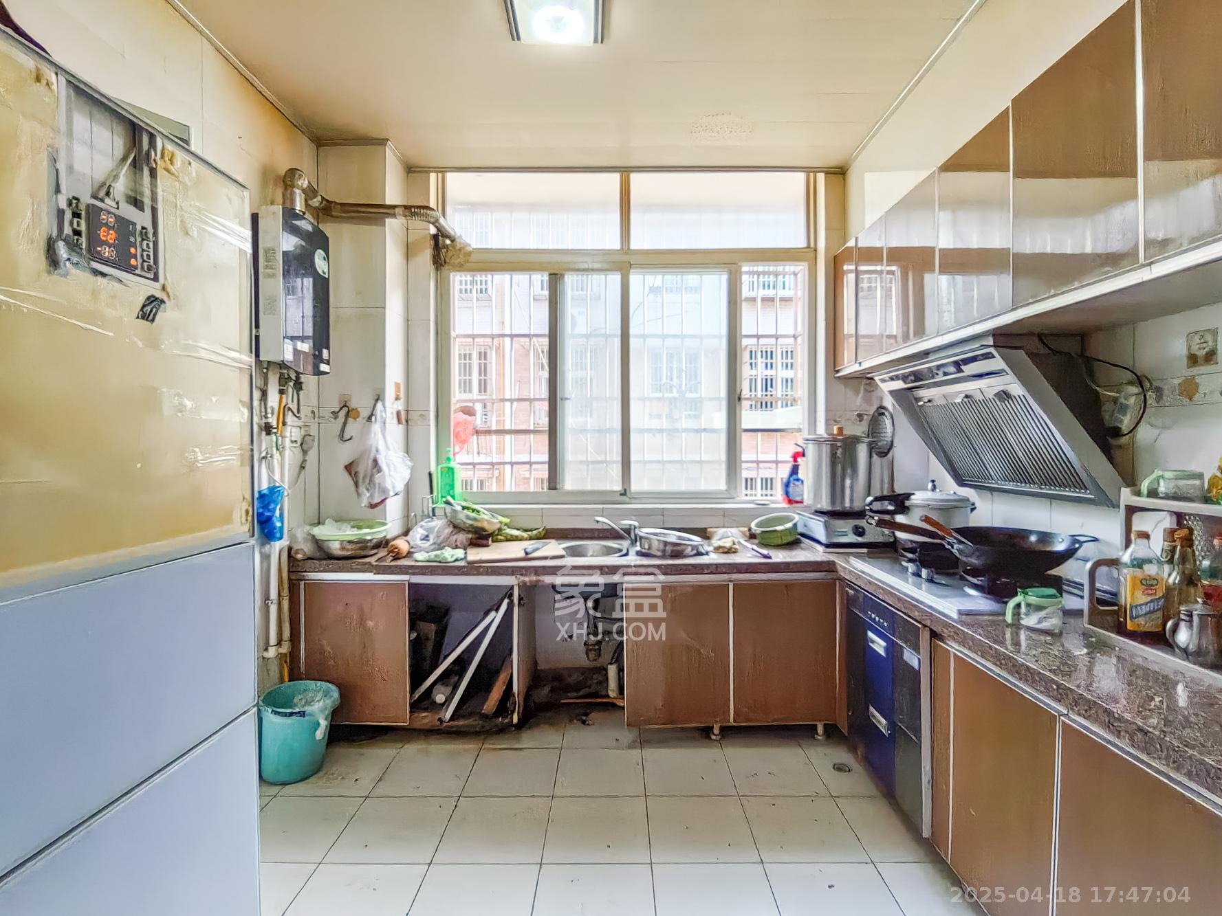 城东安置区(星城社区) 0室0厅0卫 69.8万 城东安置区(星城社区) 0室0厅0卫 69.8万厨房