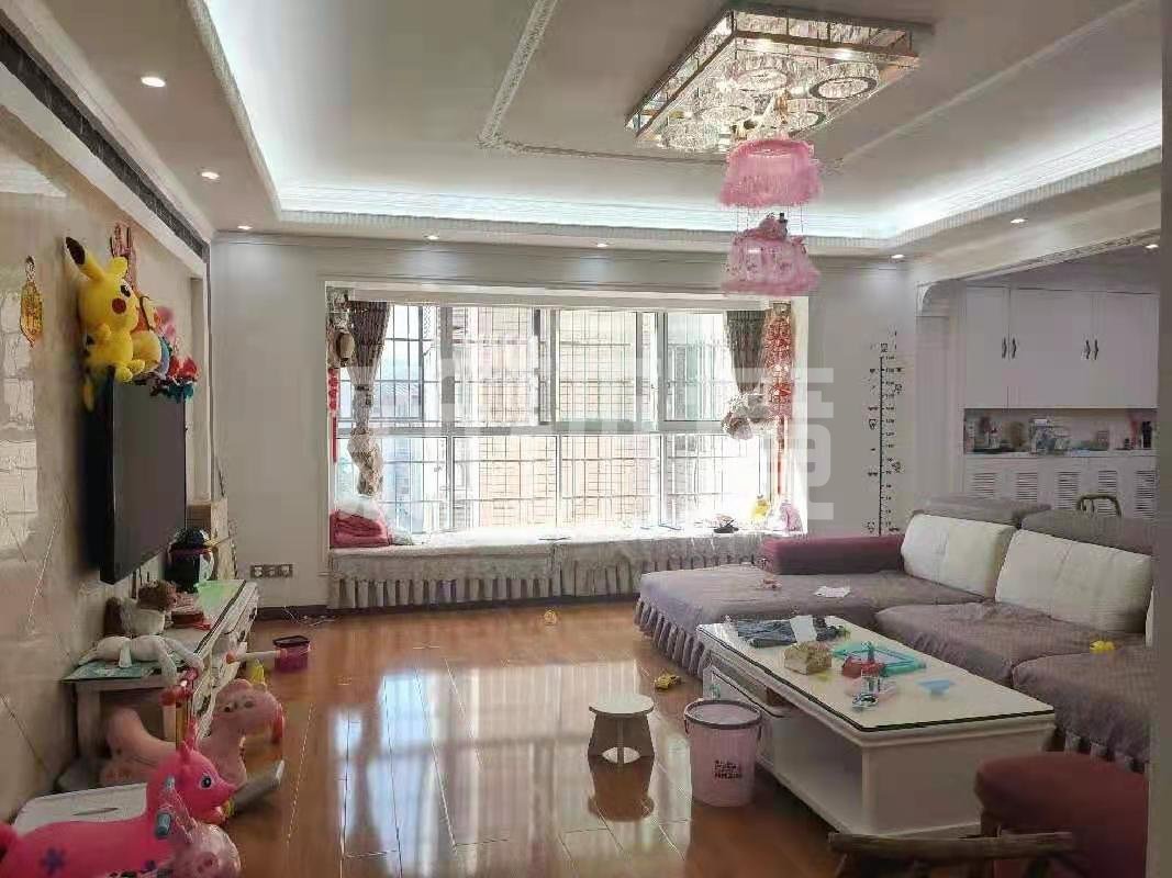 欣业家园  3室2厅2卫   70.00万客厅