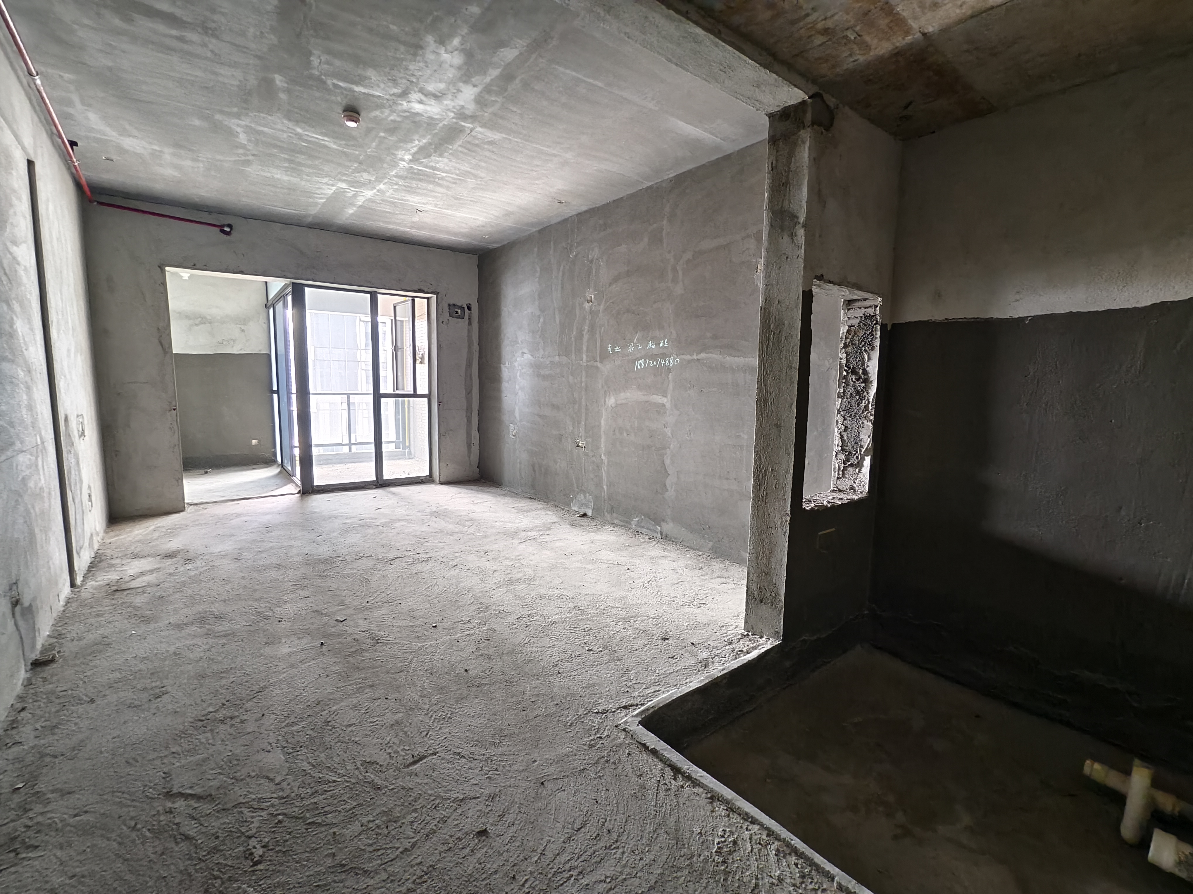 海秀中央(海秀中路50号海秀广场) 1室0厅1卫 98.0万 海秀中央(海秀中路50号海秀广场) 1室0厅1卫 98.0万室内图