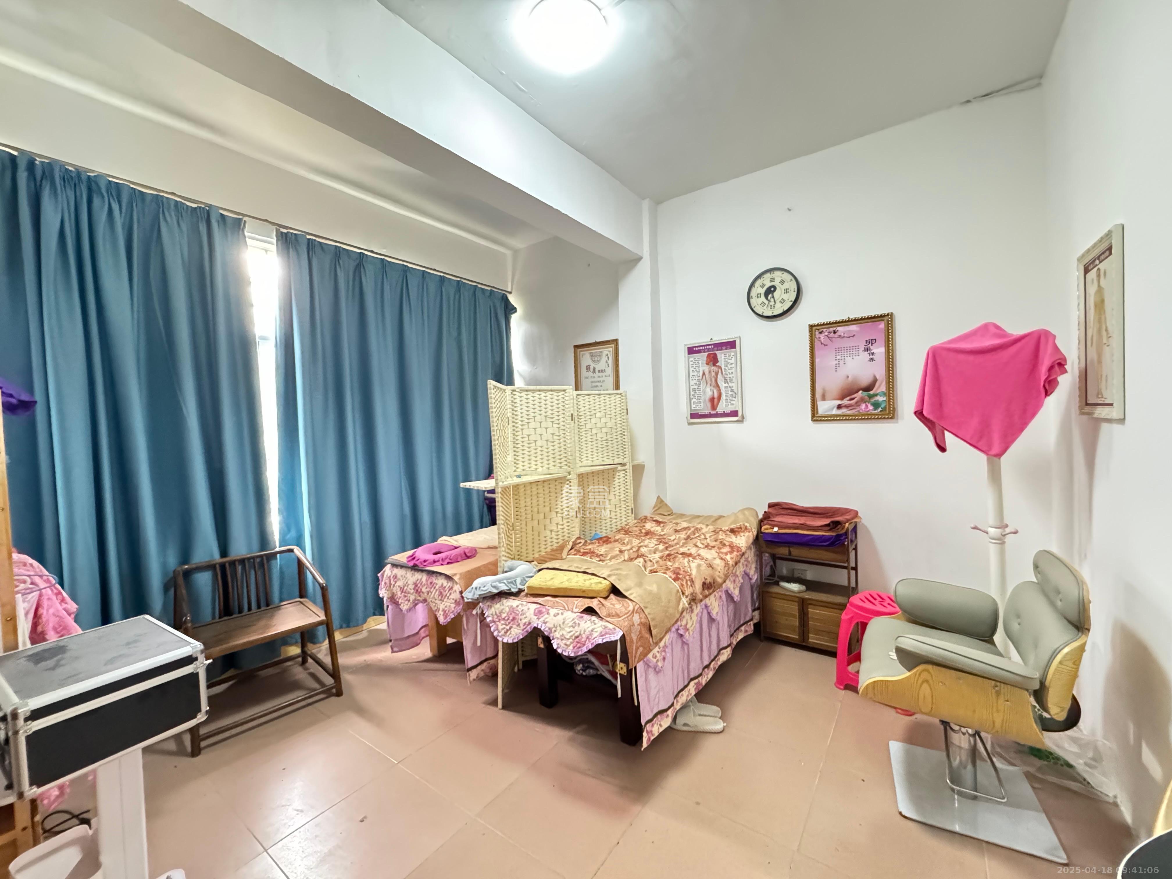 农科院富园小区  7室1厅1卫    10000.0元/月 农科院富园小区  7室1厅1卫    10000.0元/月室内图