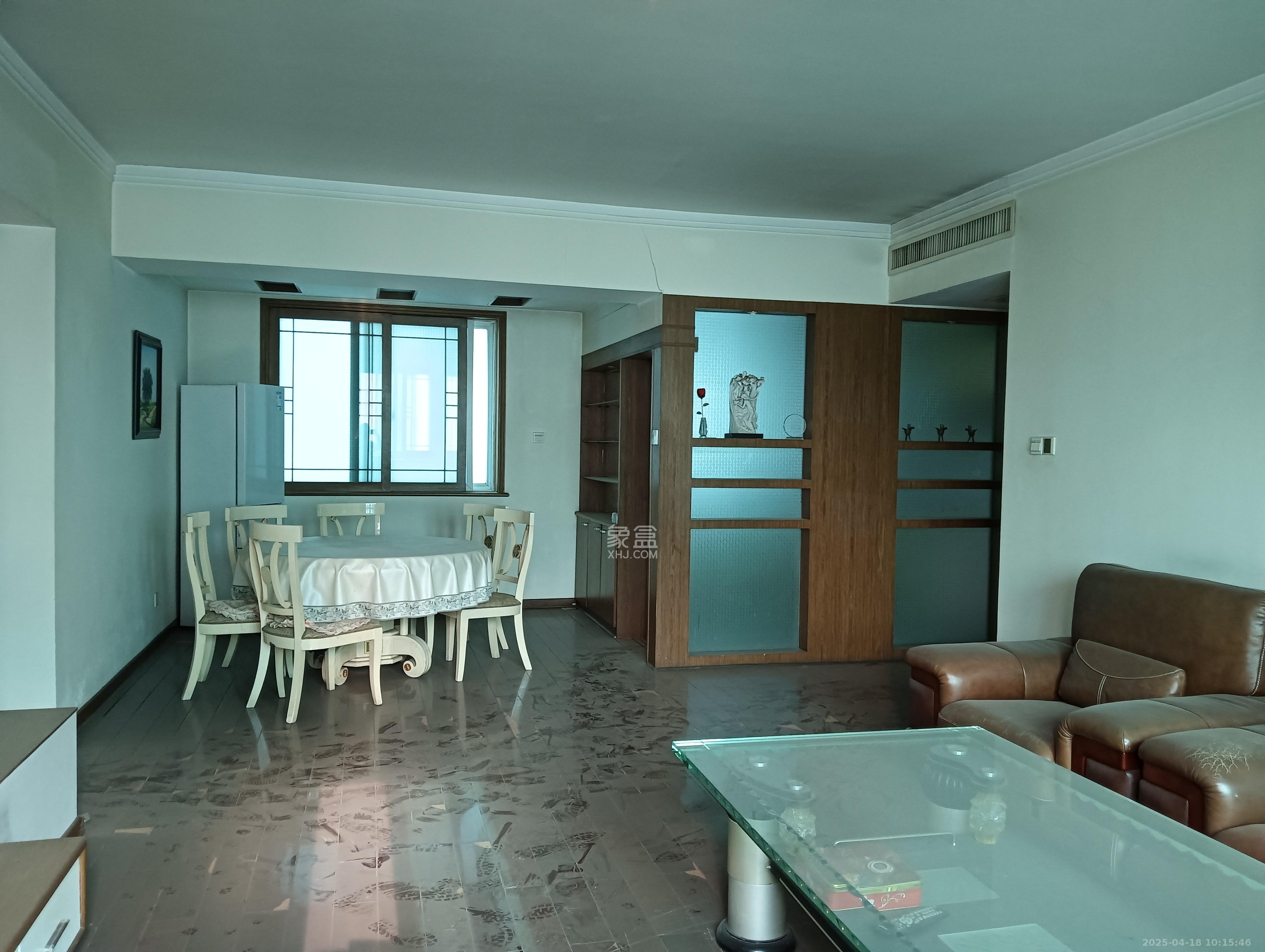 金邮小区 3室2厅2卫 3200.00元/月 金邮小区 3室2厅2卫 3200.00元/月室内图