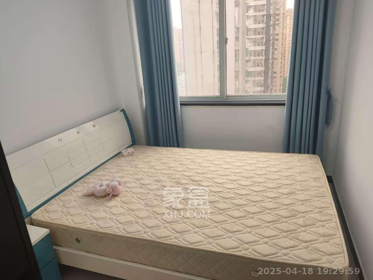 巧克力空间（建鸿达现代大厦）  2室1厅1卫   2100.00元/月室内图