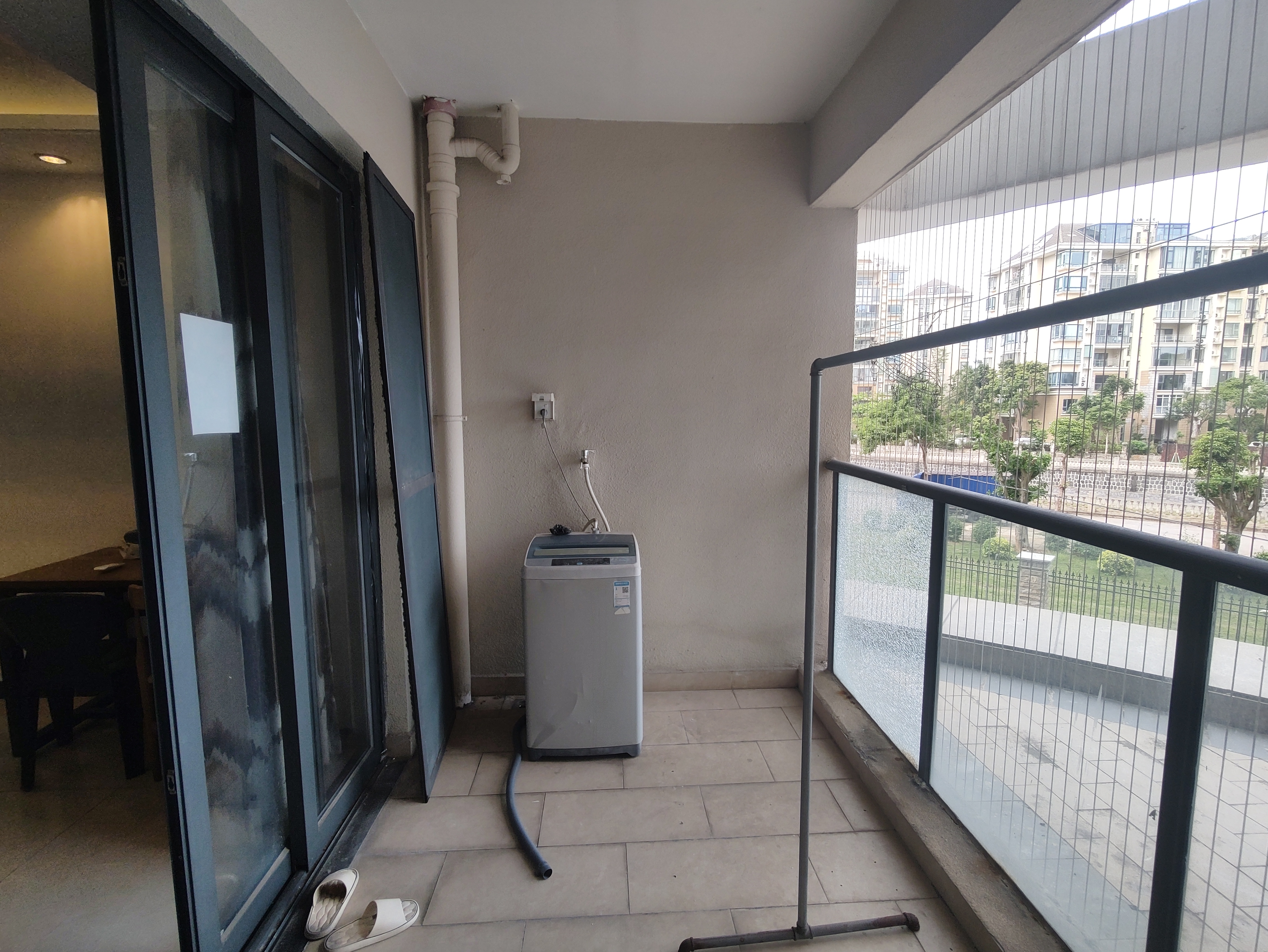 恒大海口湾二期 1室1厅1卫 2100.0元/月 恒大海口湾二期 1室1厅1卫 2100.0元/月室内图