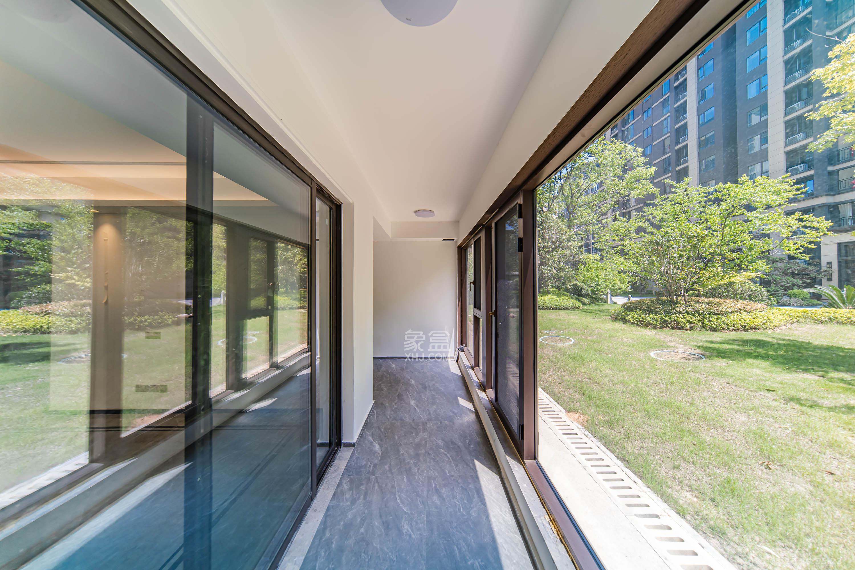 建发电建江山悦 4室2厅2卫 148.0万 建发电建江山悦 4室2厅2卫 148.0万阳台