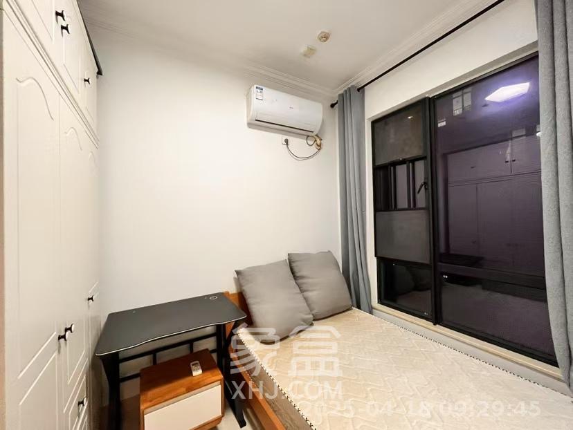 荣悦台 2室2厅1卫 3200.0元/月 荣悦台 2室2厅1卫 3200.0元/月室内图