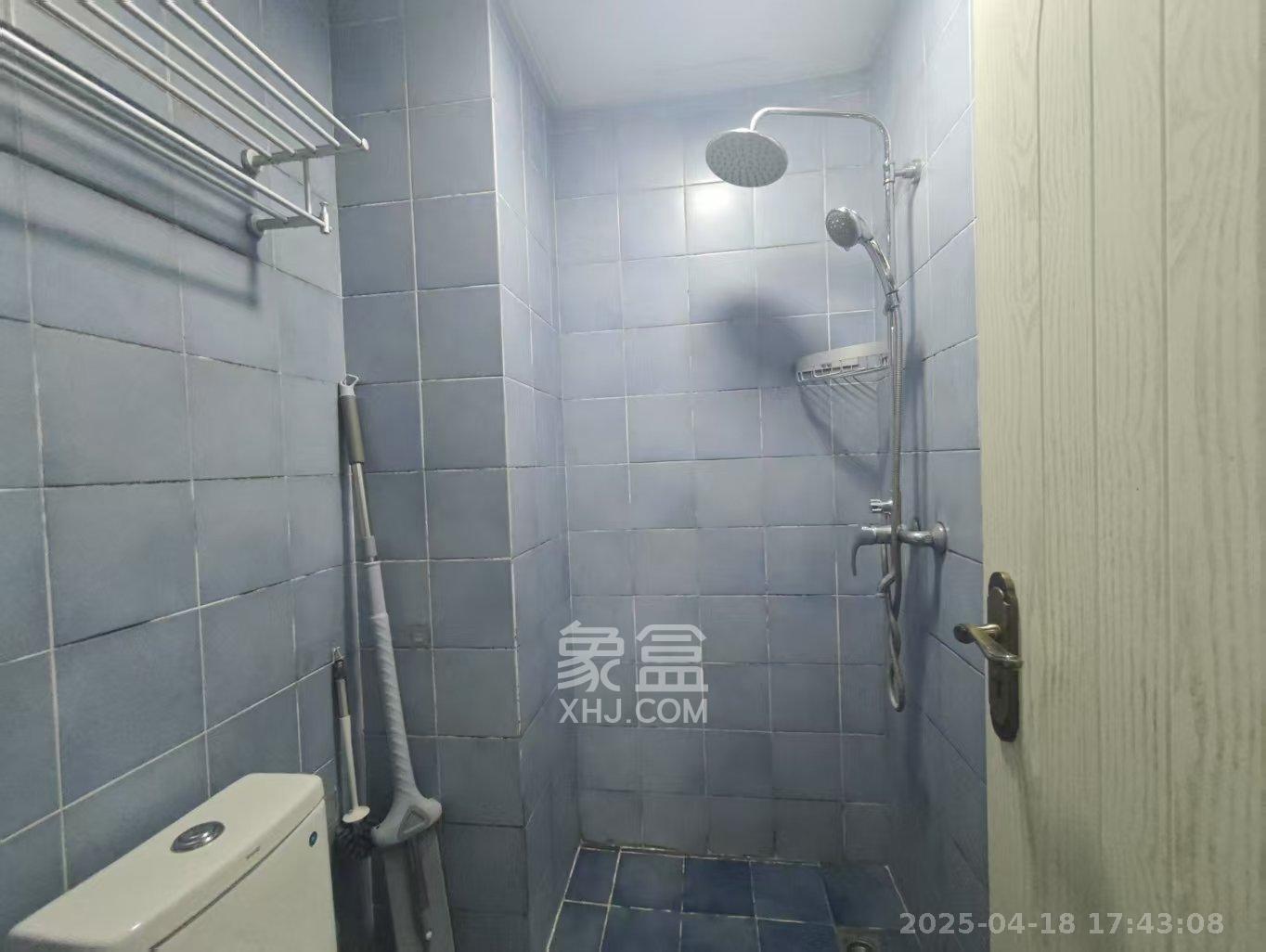 博林云栖  2室2厅1卫   2100.00元/月室内图