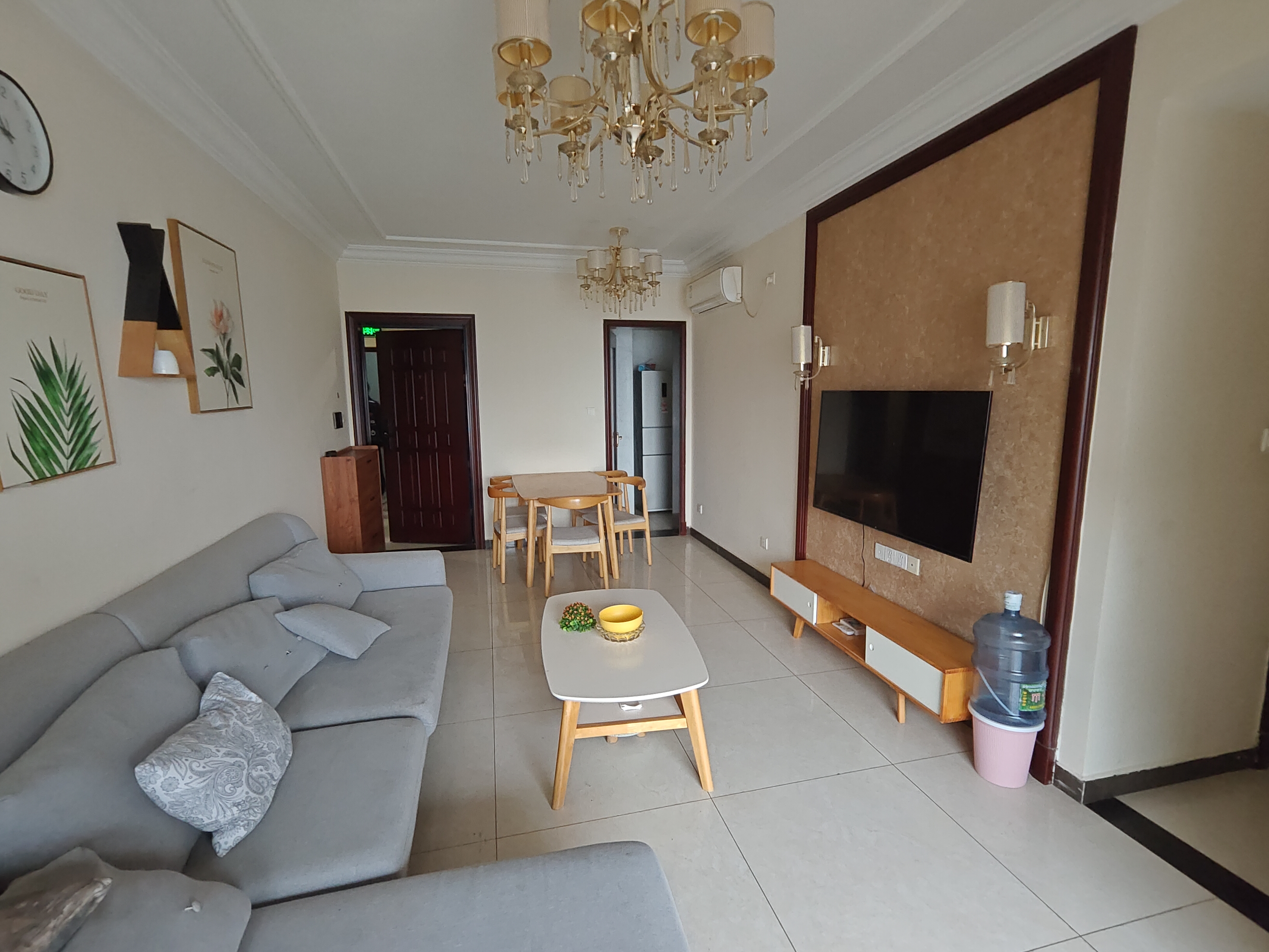 恒大华府 3室1厅1卫 1600.0元/月 恒大华府 3室1厅1卫 1600.0元/月室内图