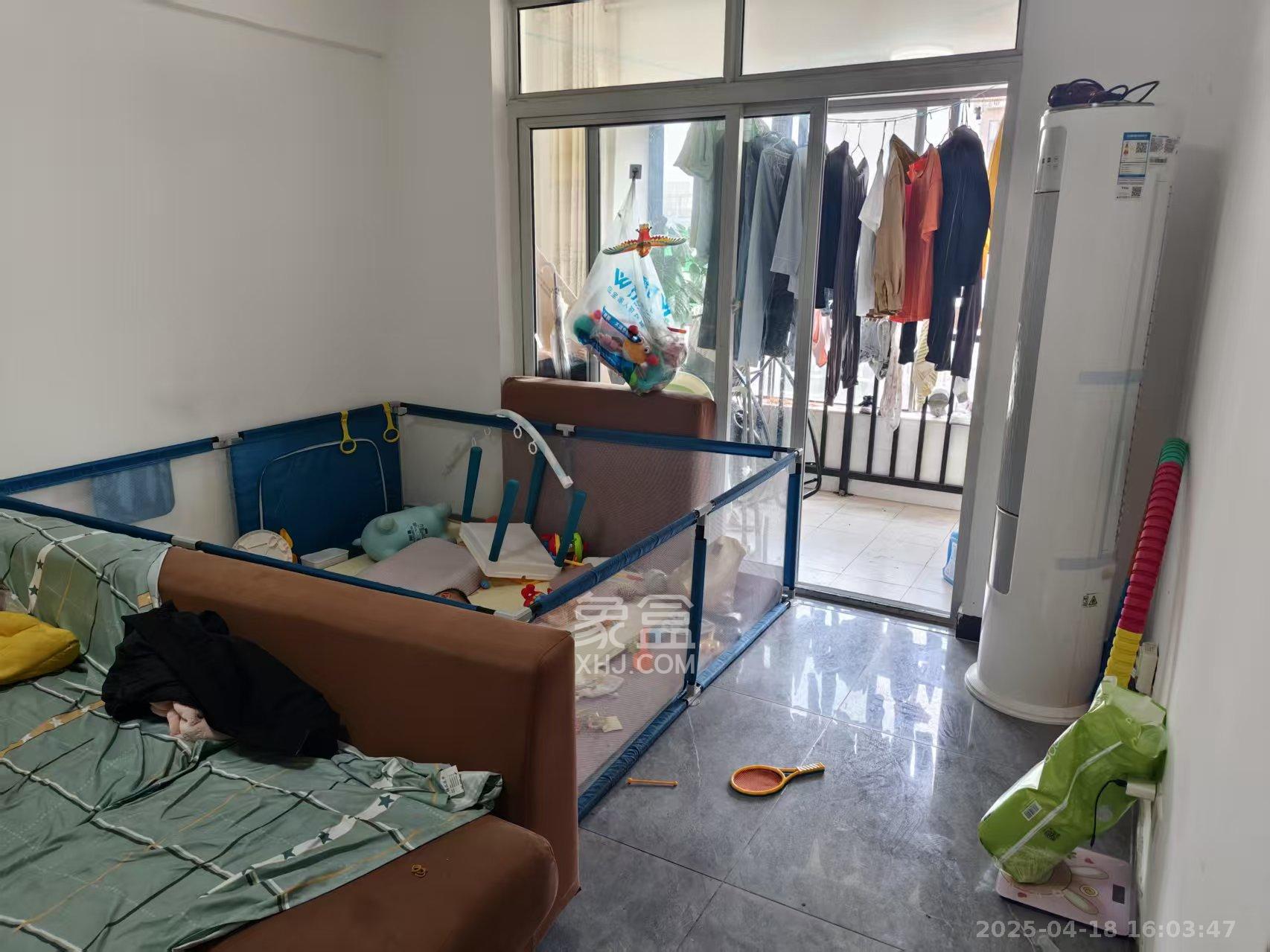 新长海广场  2室1厅1卫   1600.00元/月室内图