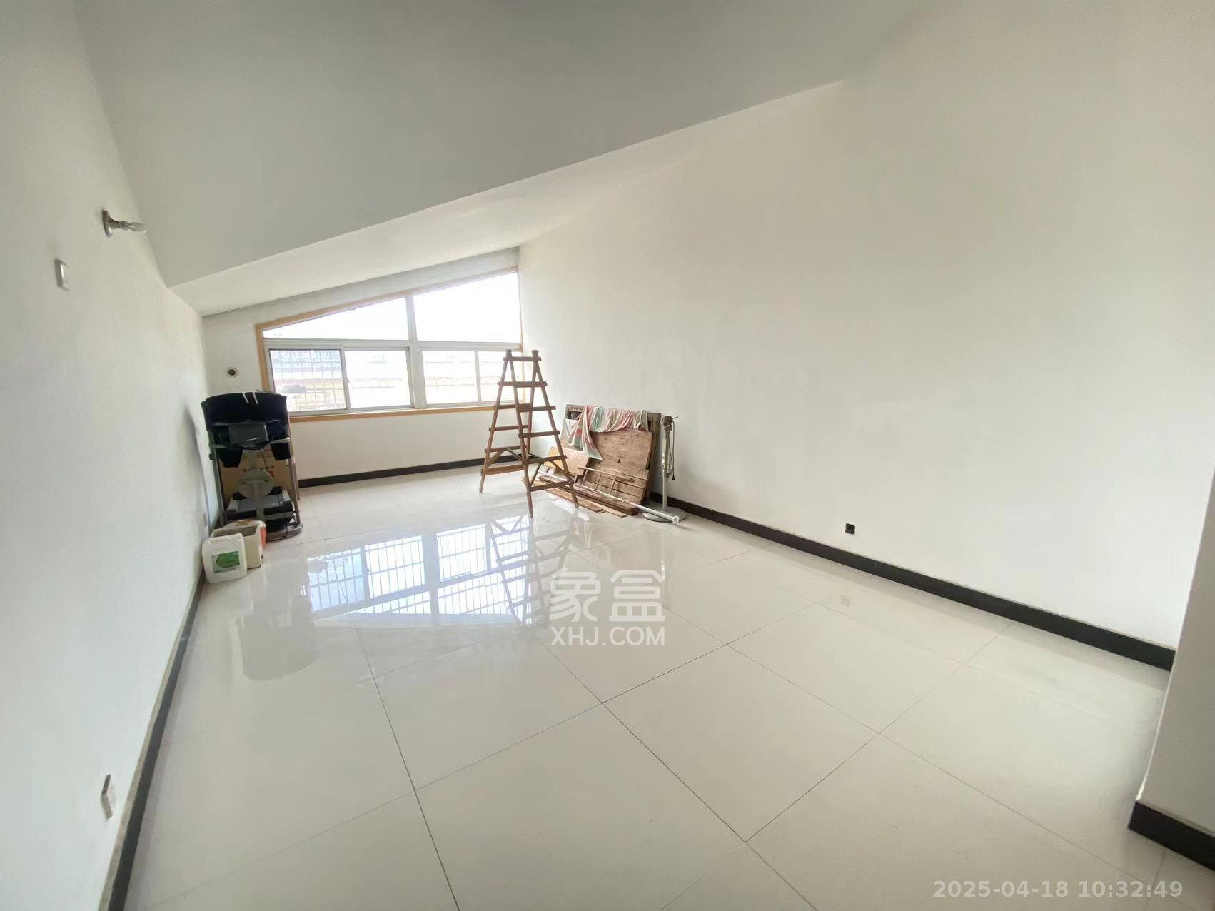 景环小区  3室2厅2卫   2100.00元/月室内图