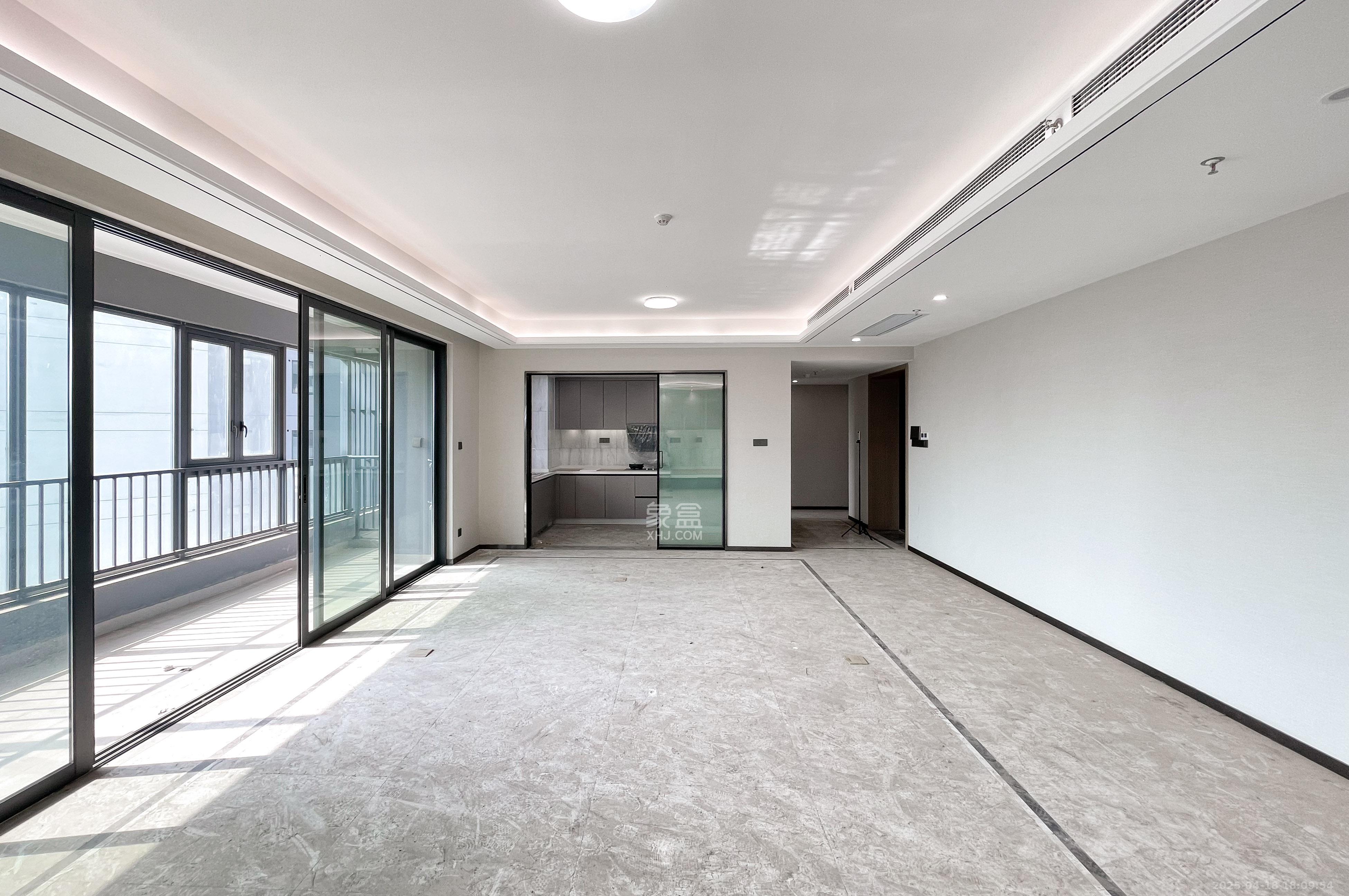 旭辉都会山  4室2厅3卫   460.00万