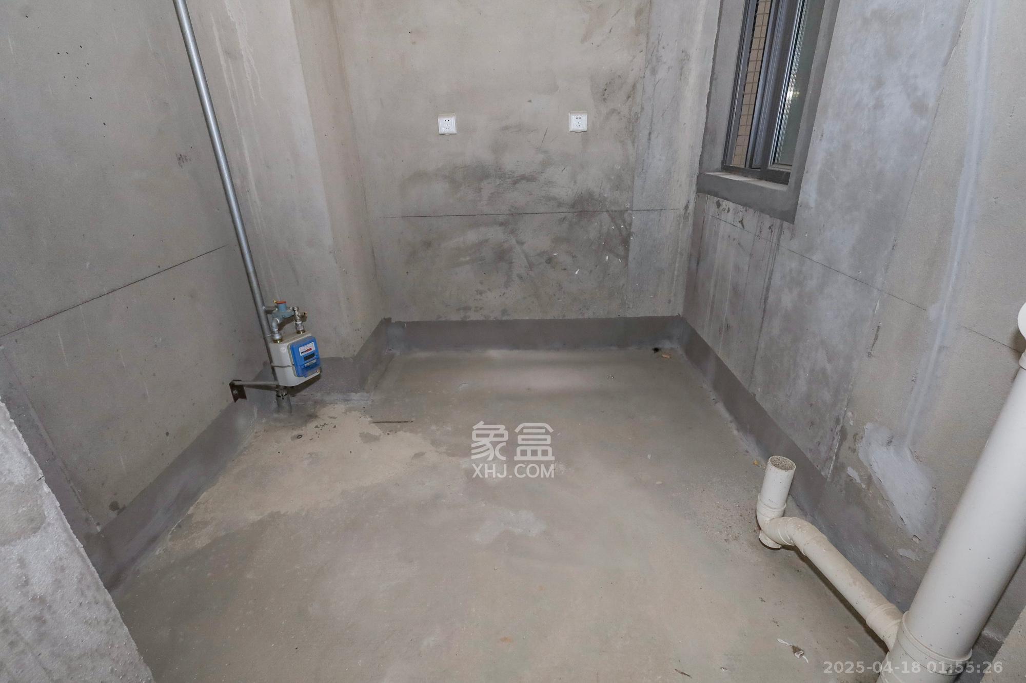 八方小区C区  3室2厅2卫   350.00万厨房
