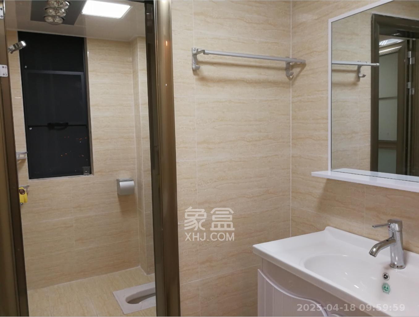 凯特梅溪紫郡  4室2厅2卫   3500.00元/月室内图