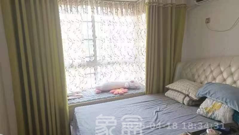 银太家园  2室2厅1卫   2200.00元/月室内图