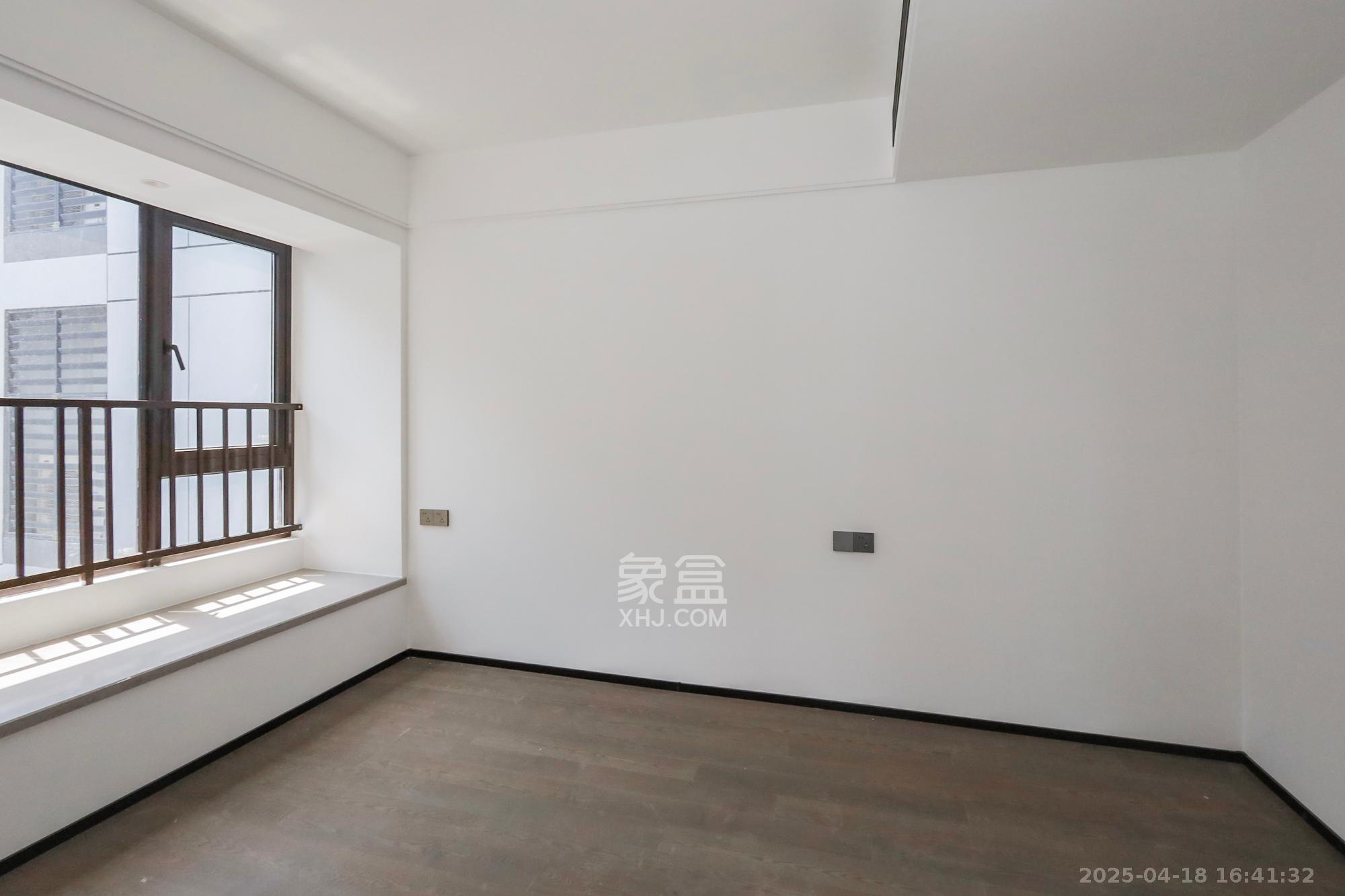 万科森林公园 4室2厅2卫 238.0万 万科森林公园 4室2厅2卫 238.0万卧室