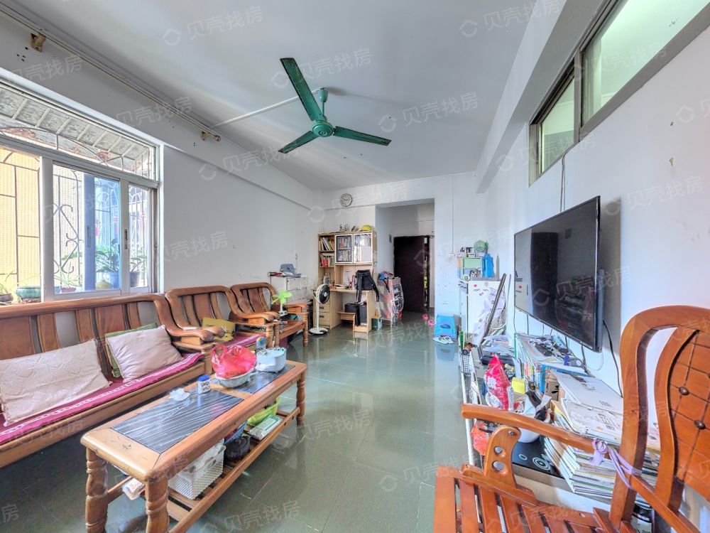 金祥苑 2室2厅1卫 75.0万 金祥苑 2室2厅1卫 75.0万客厅