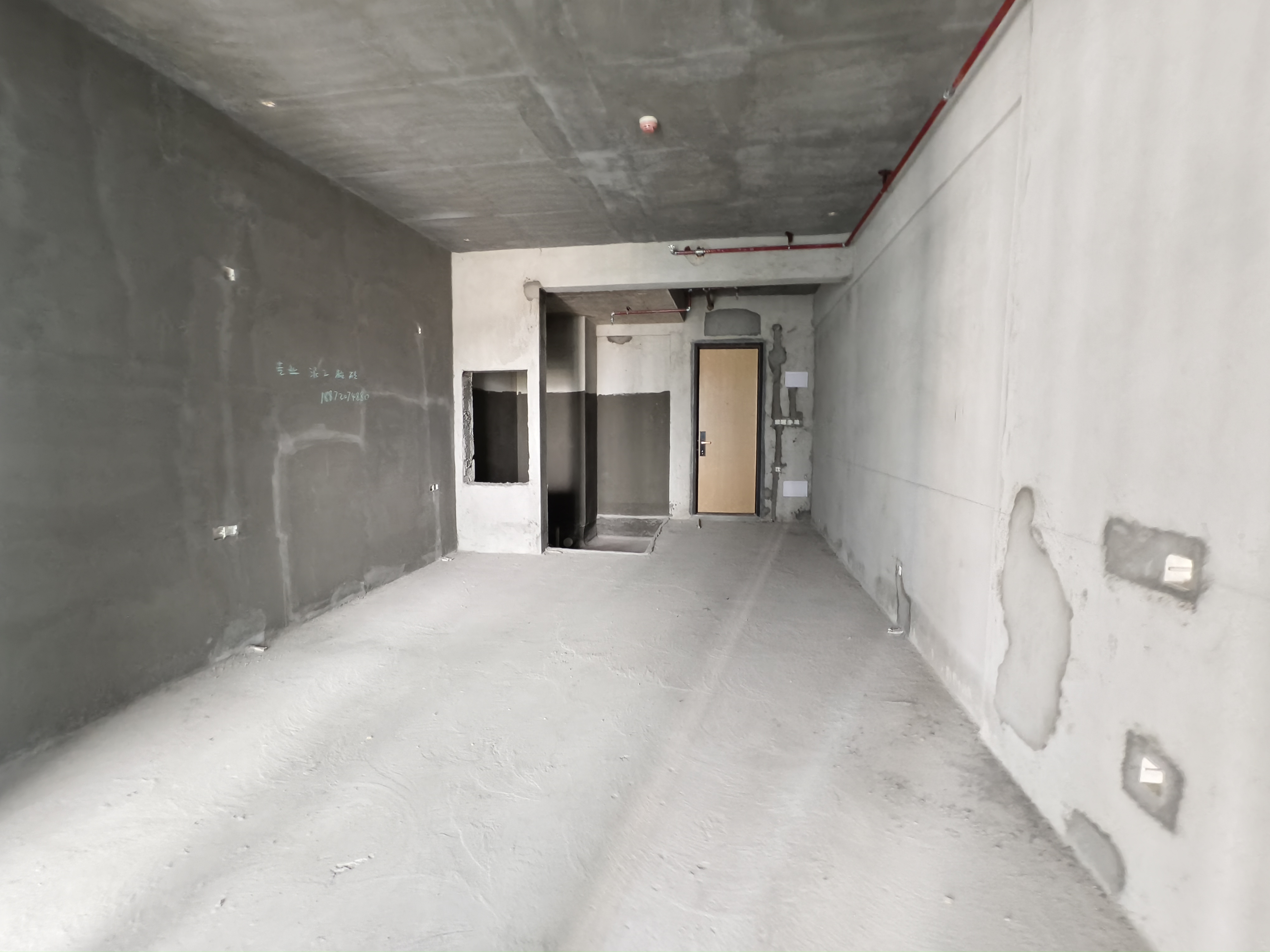 海秀中央(海秀中路50号海秀广场) 1室0厅1卫 98.0万 海秀中央(海秀中路50号海秀广场) 1室0厅1卫 98.0万室内图