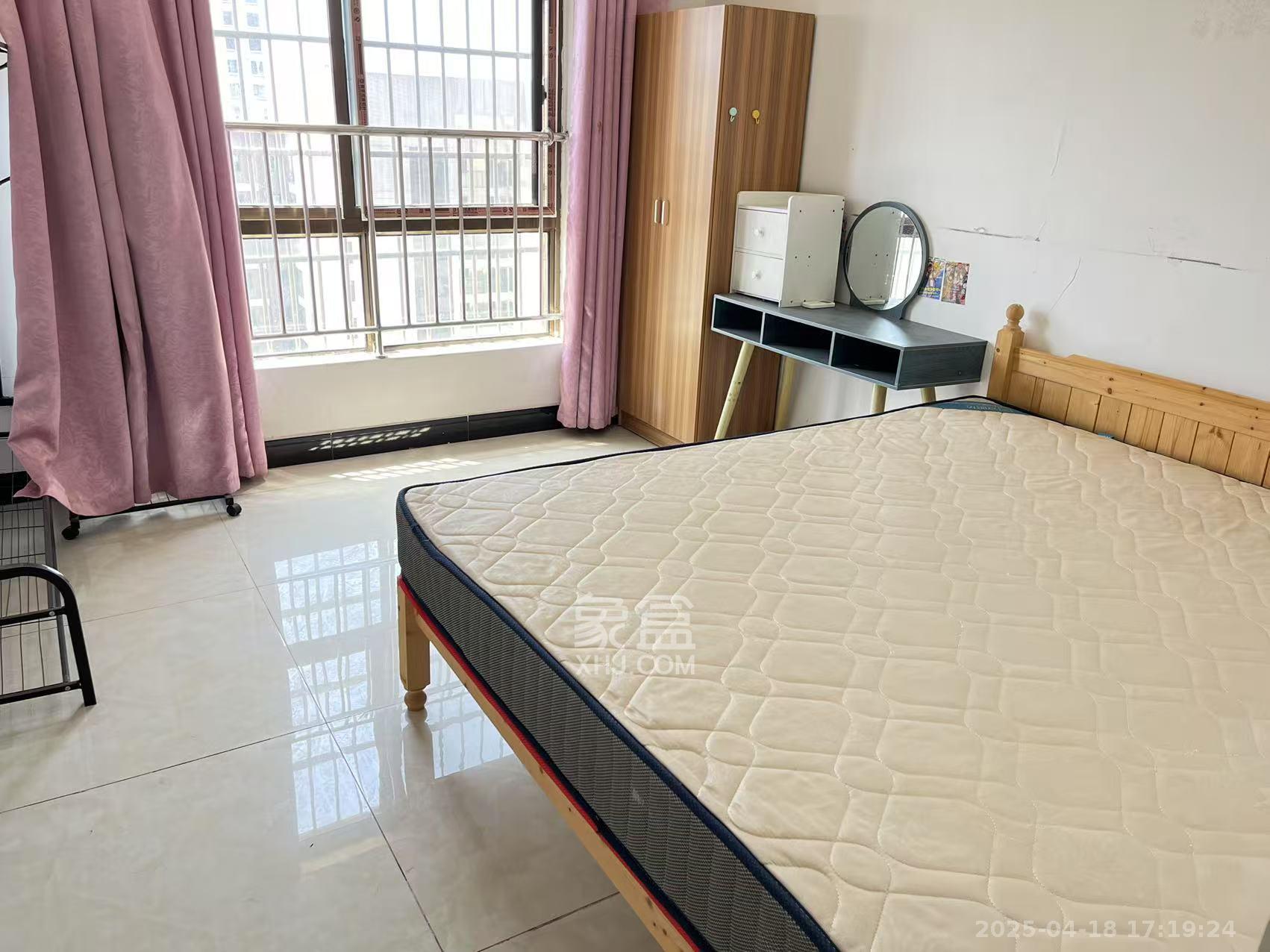 家和院 2室2厅1卫 1600.0元/月 家和院 2室2厅1卫 1600.0元/月室内图