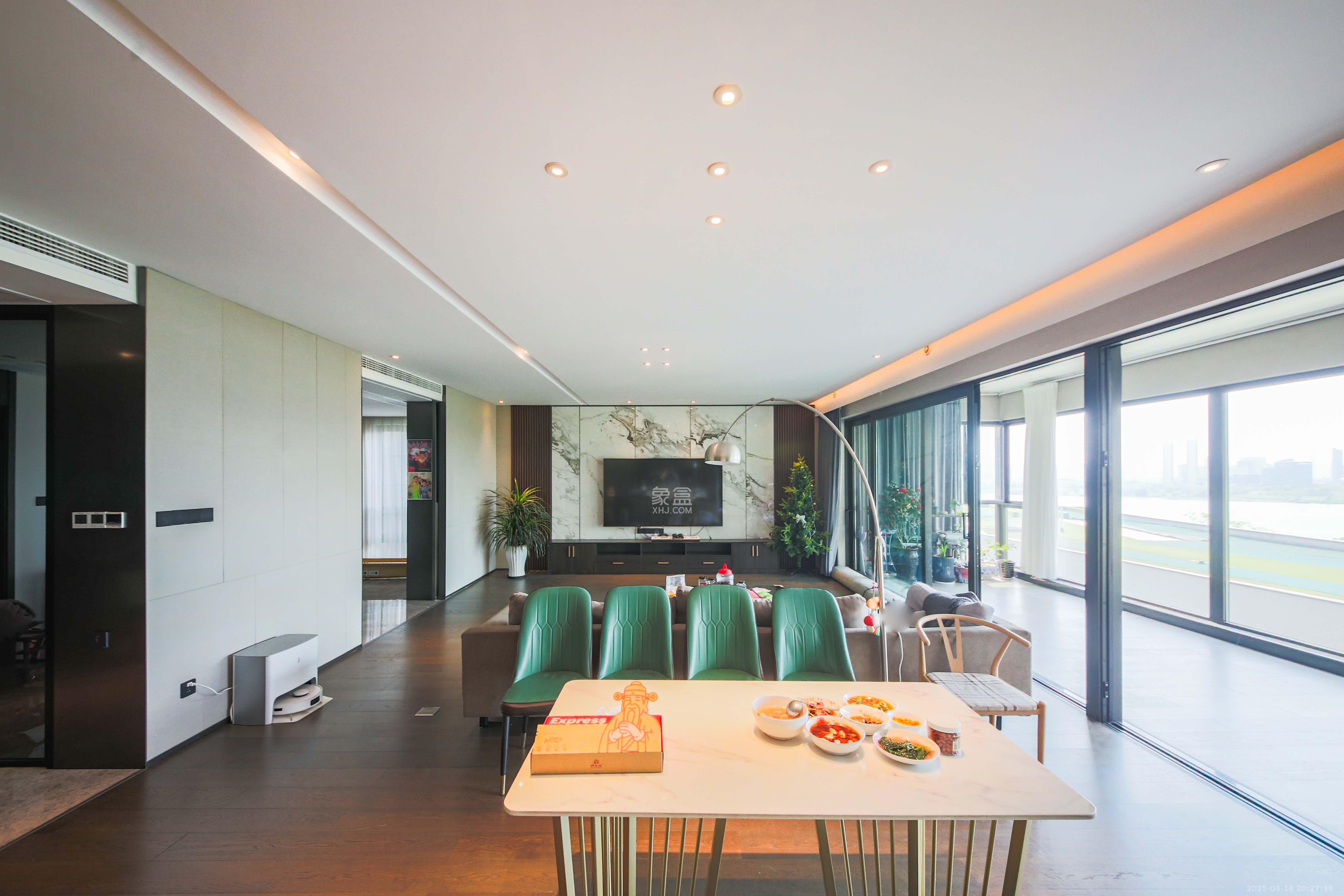 印湘江一期  6室2厅6卫    799.0万 印湘江一期  6室2厅6卫    799.0万