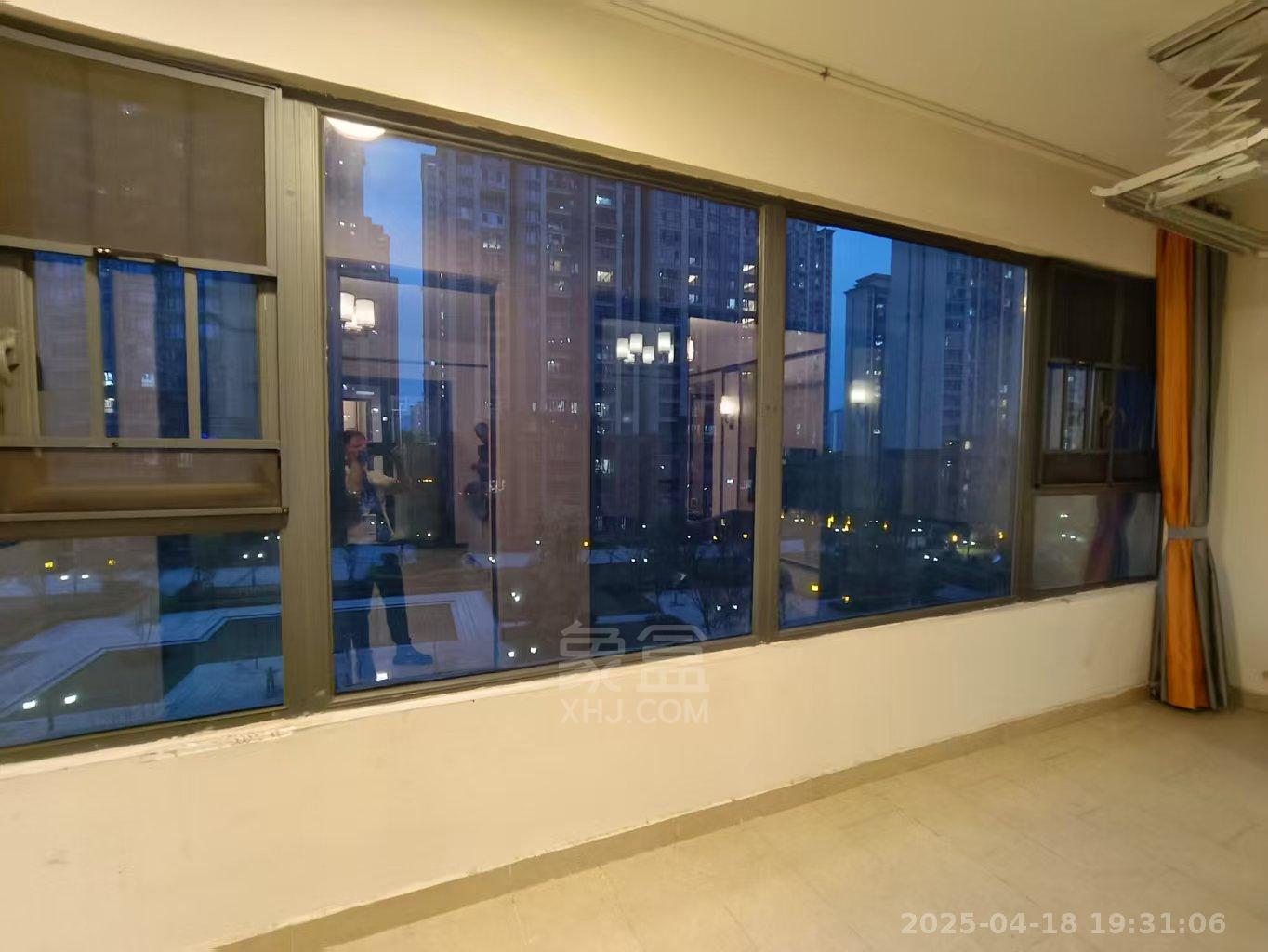 株洲恒大悦珑台  3室2厅2卫   2200.00元/月室内图