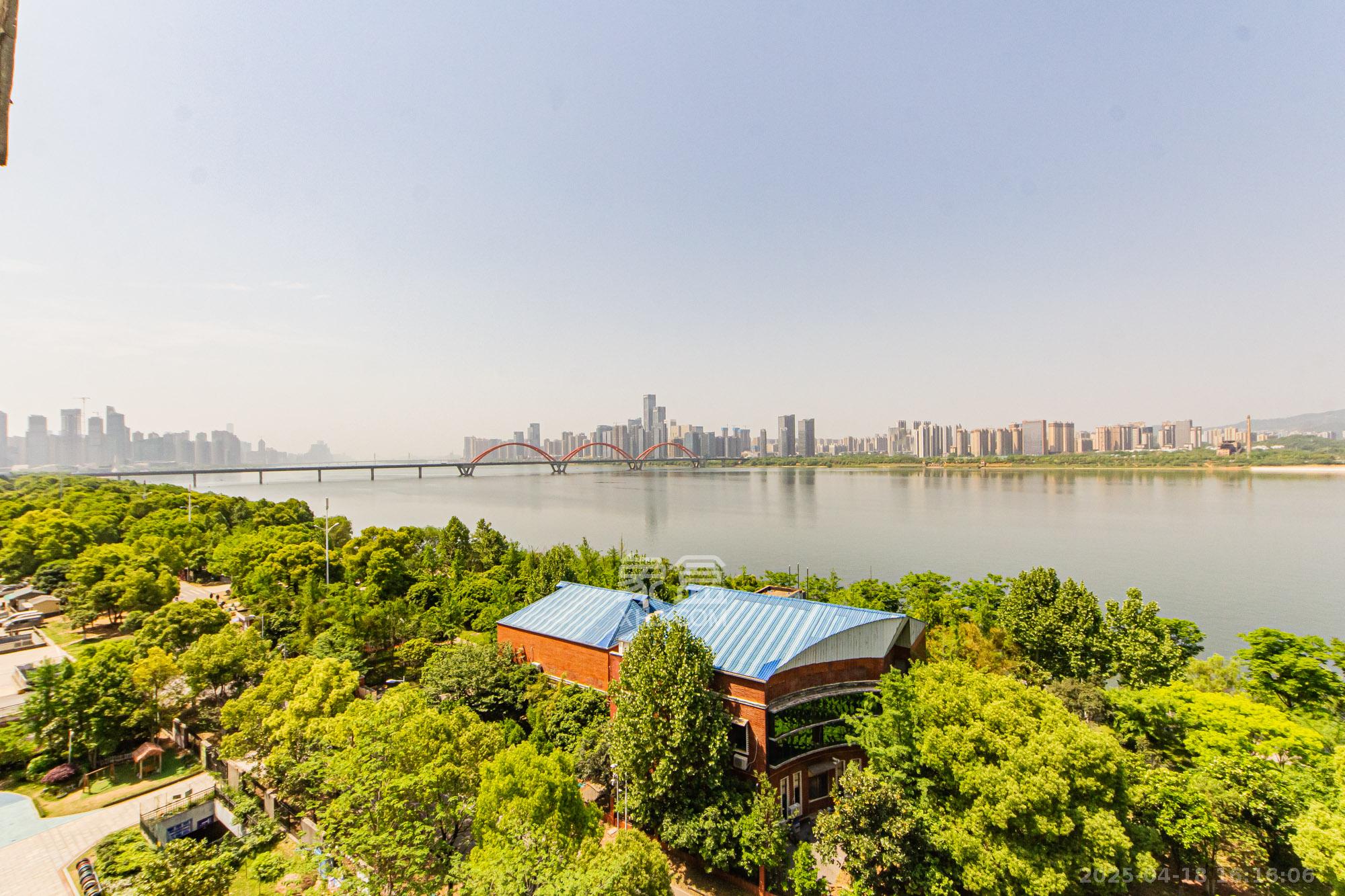 湘江世纪城聚江苑 4室2厅2卫 195.0万 湘江世纪城聚江苑 4室2厅2卫 195.0万其他