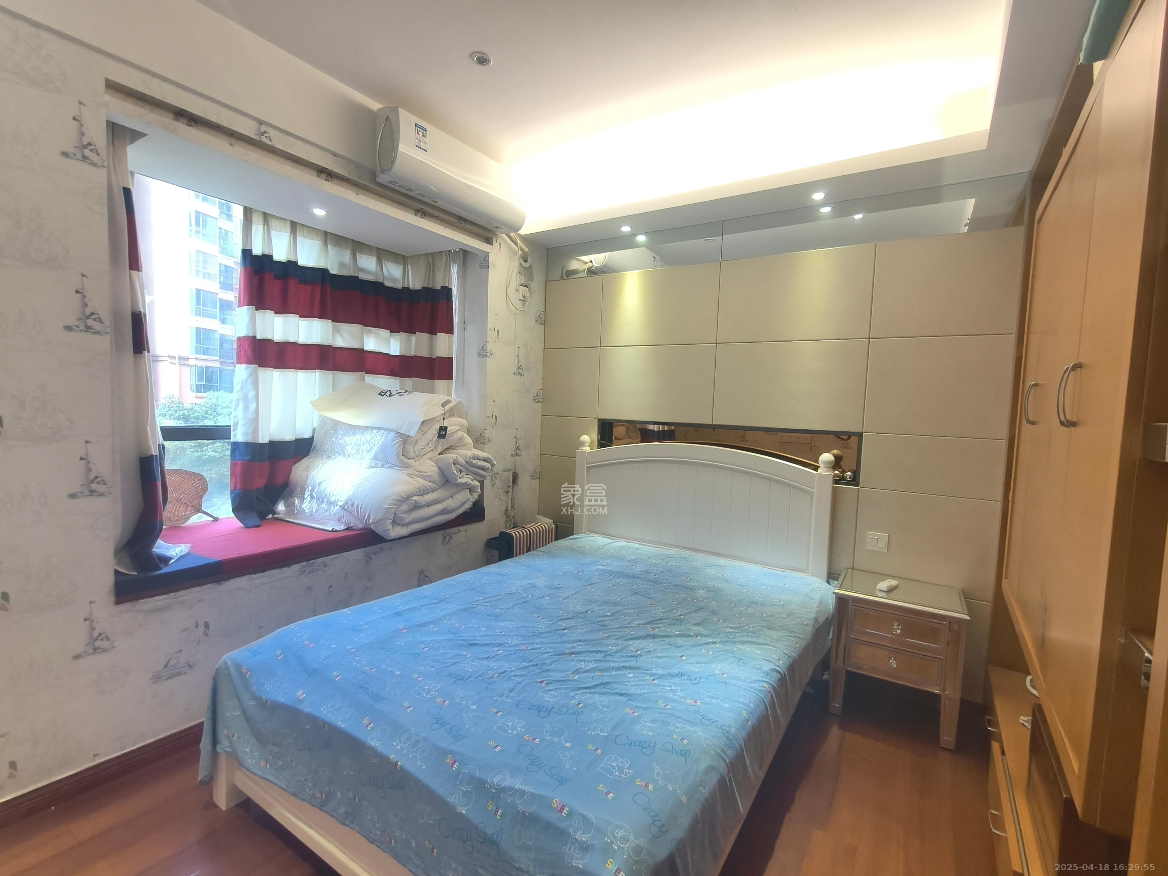 兴威帕克水岸  3室1厅2卫   2600.00元/月室内图